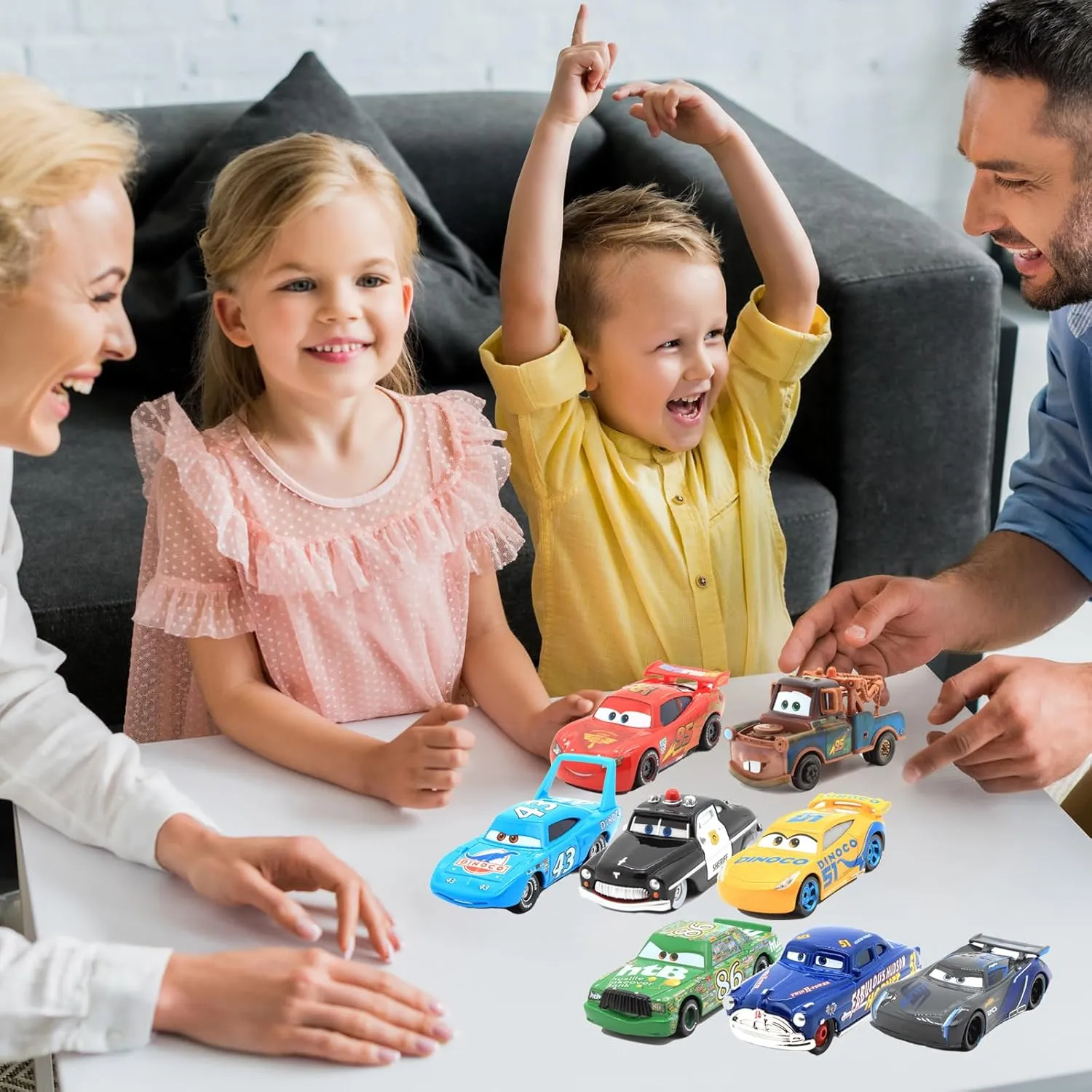 8 Pcs Car Toys, Car Movie Die-cast Toy Car Set, 1:55 Ratio, Birthday Gifts for The Kids (8 Pieces)