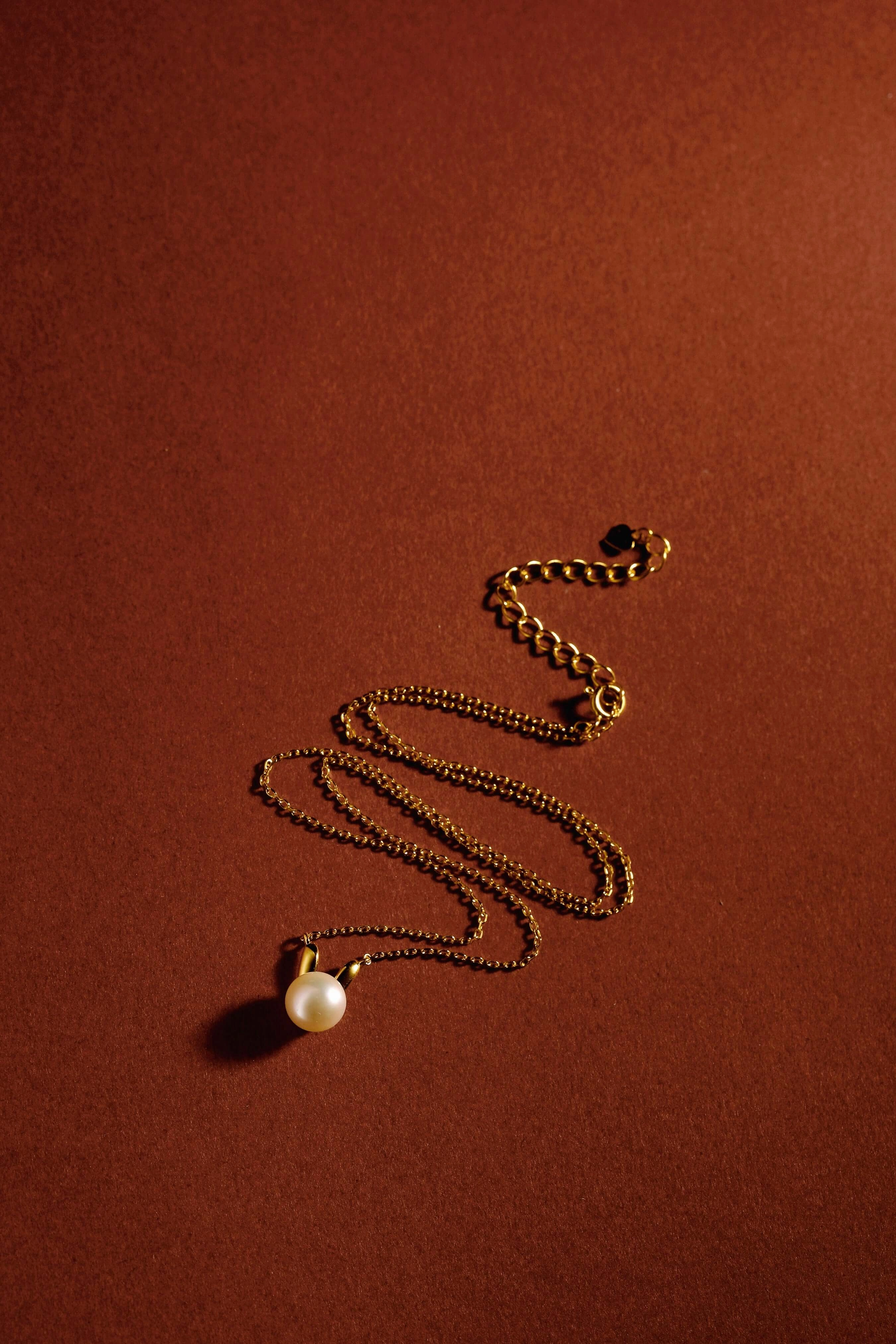 「Bunny」Freshwater Pearl Necklace