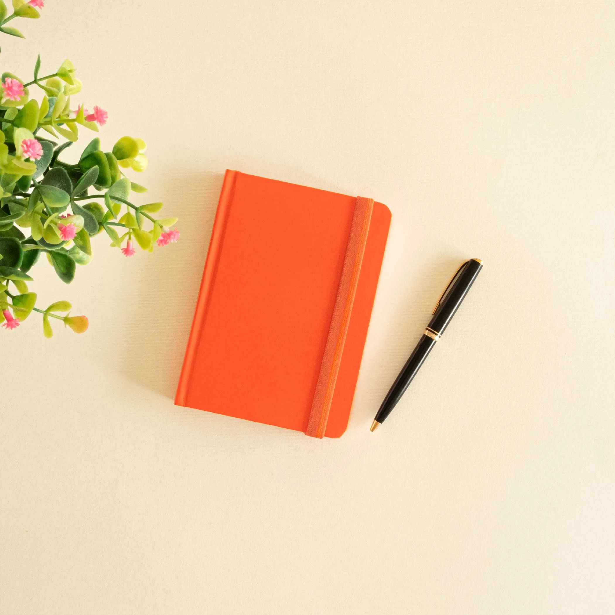 A6 - CLASSIC NOTEBOOK - HARDCOVER