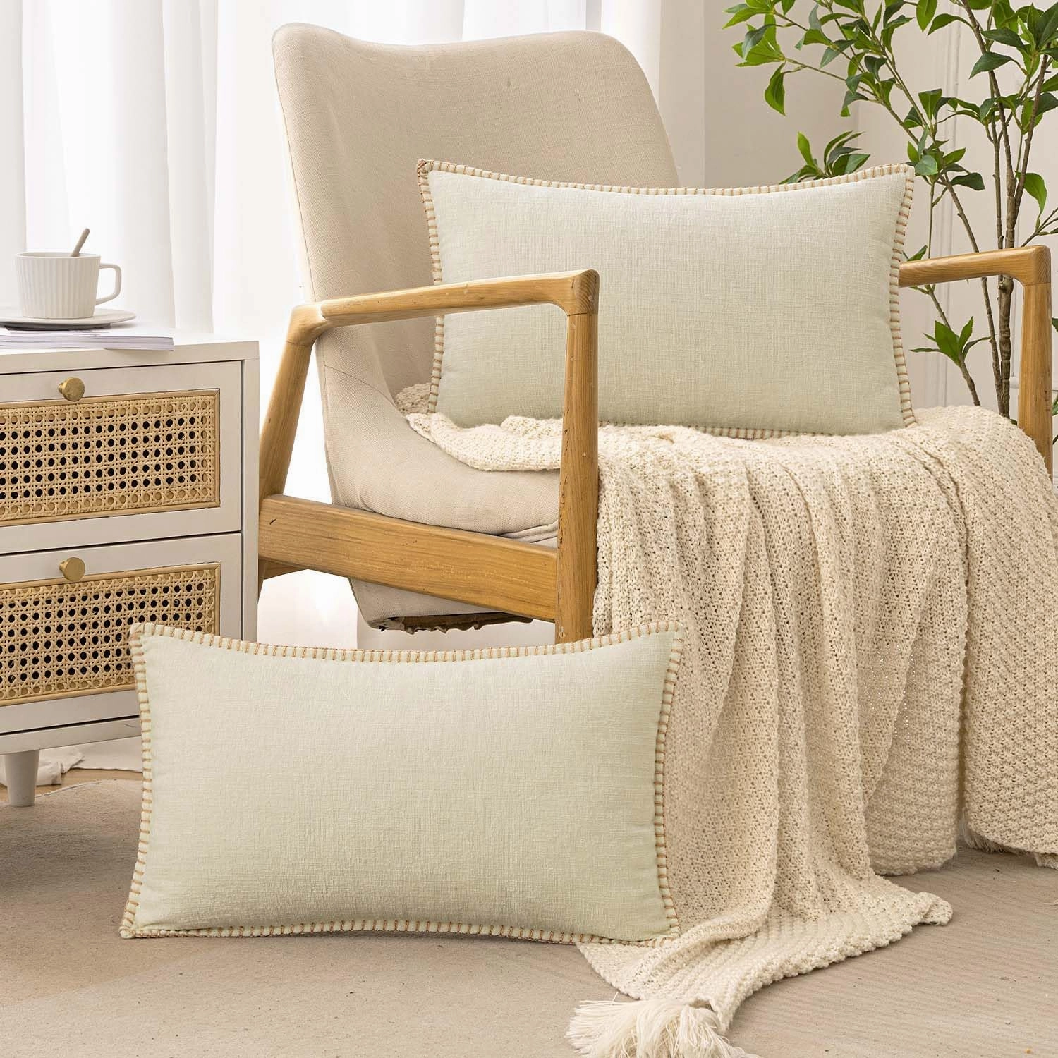 ANRODUO Pack of 2 Cream White Chenille Throw Pillow Covers 12x20 Inch Farmhouse Decorative Pillow Covers with Stitched Edge Soft Throw Pillows for Couch Sofa Bed and Living Room Christmas Home Decor