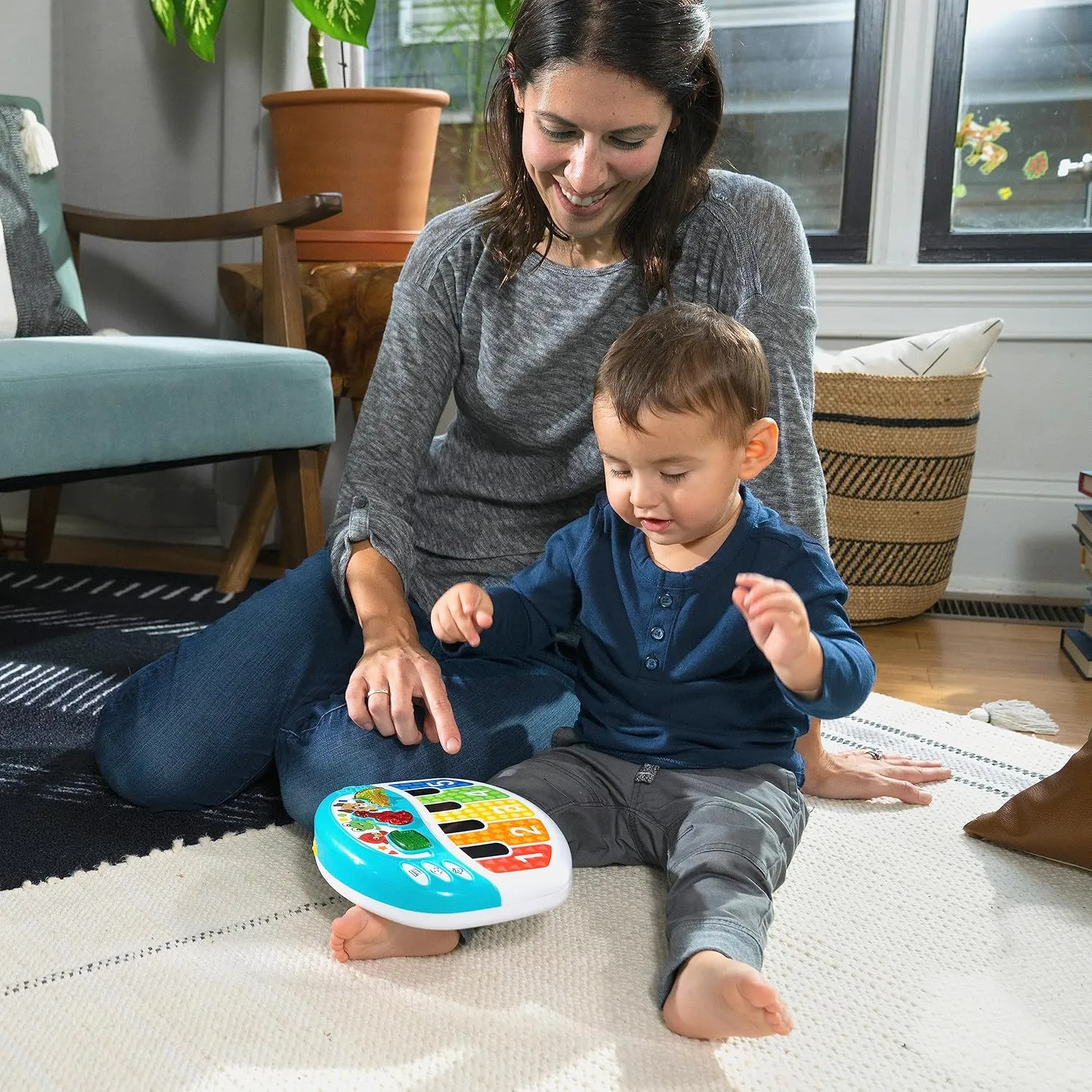 Baby Einstein Discover & Play Piano Musical Baby Toy, Learn About Instruments, Numbers and Animals in 3 Languages, Age 3 months and up