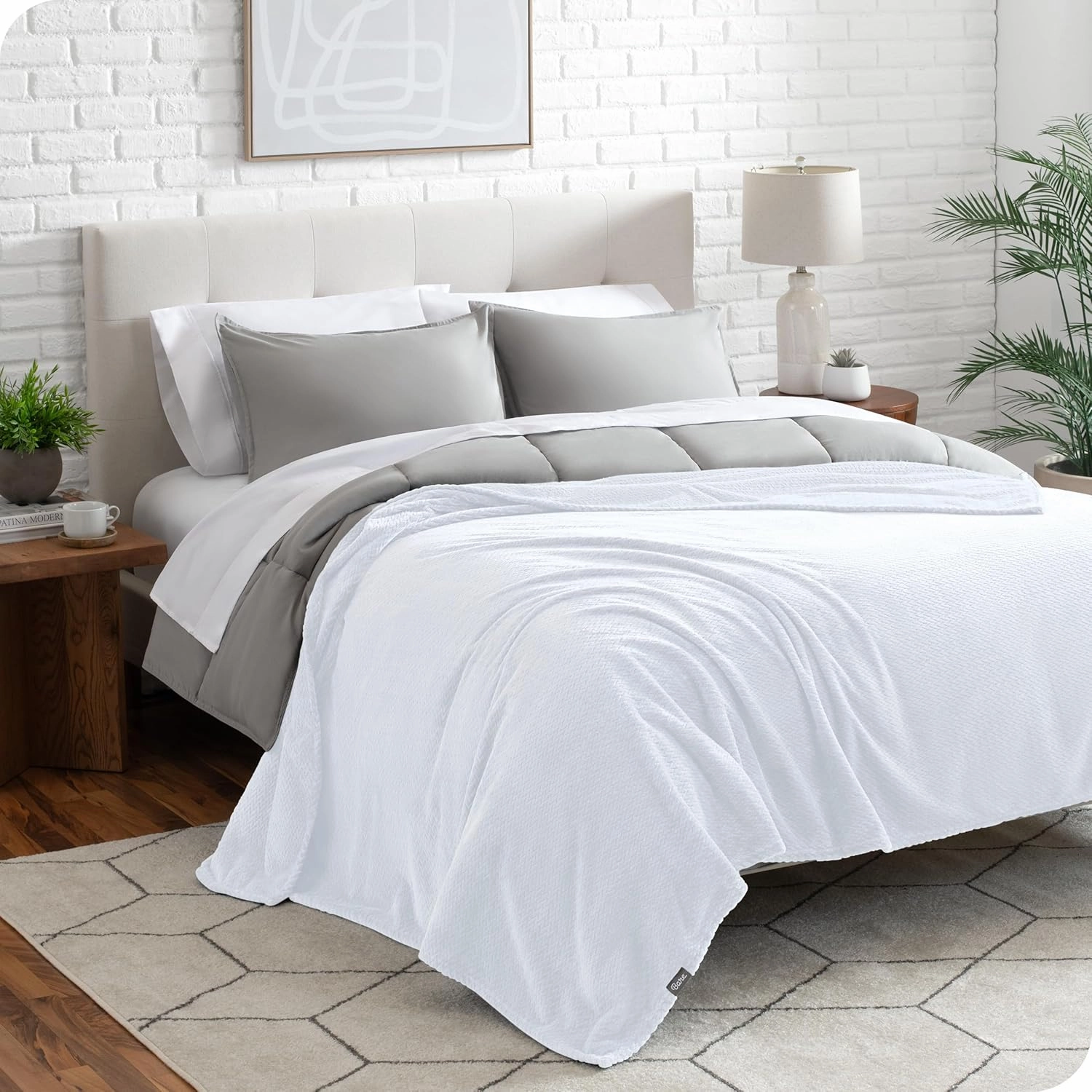 Bare Home Textured Fleece Microplush Blanket - Extra Long - Lightweight Throw for Bed, Sofa, Couch, Movie Night, Camping, and Travel - Ultra Soft Warm Blanket (Twin/Twin XL, Chevron White)