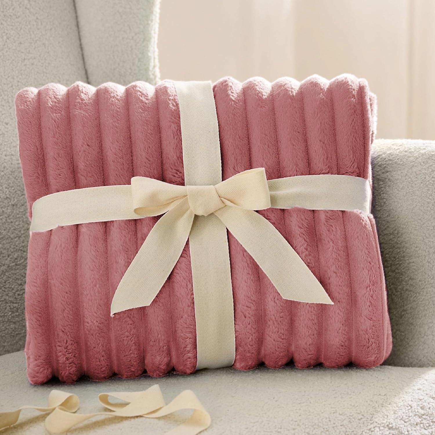 Bedsure Brick Dust Fleece Queen Blanket for Couch - GentleSoft Cozy Soft Blankets for Women, Cute Small Throws for Girls, 90x90 Inches