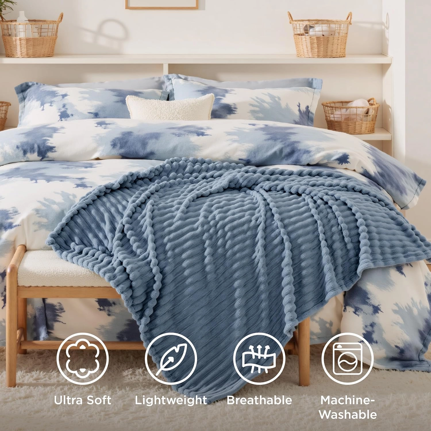 Bedsure Throw Blanket for Couch - GentleSoft Cozy Soft Blankets for Women, Cute Small Throws for Girls, Ashley Blue, 50x70 Inches