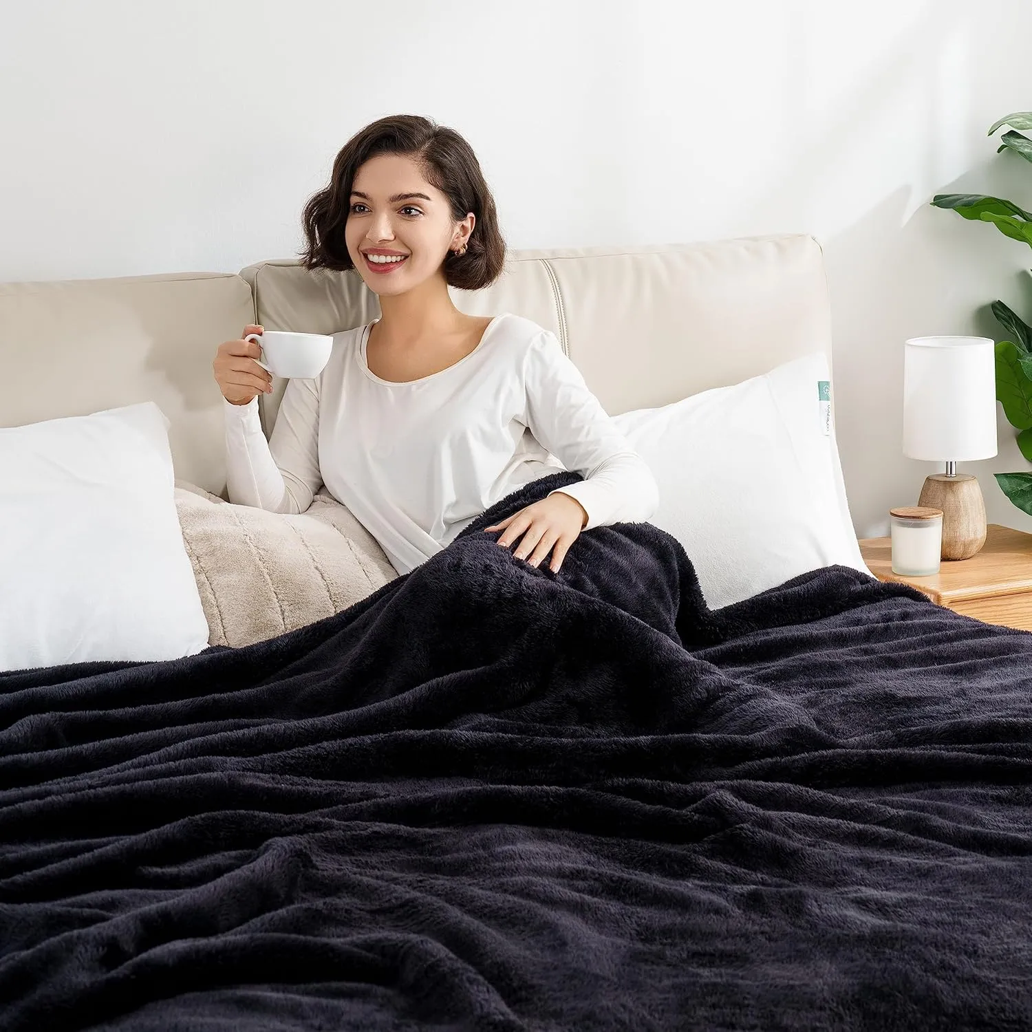 Berkshire Blanket Classic Extra-Fluffy™ Plush Blanket, Twin Size Bed Blanket, Soft Fuzzy Fluffy Long Hair Blanket for Couch Sofa Bed, Black, 60x92 Inches