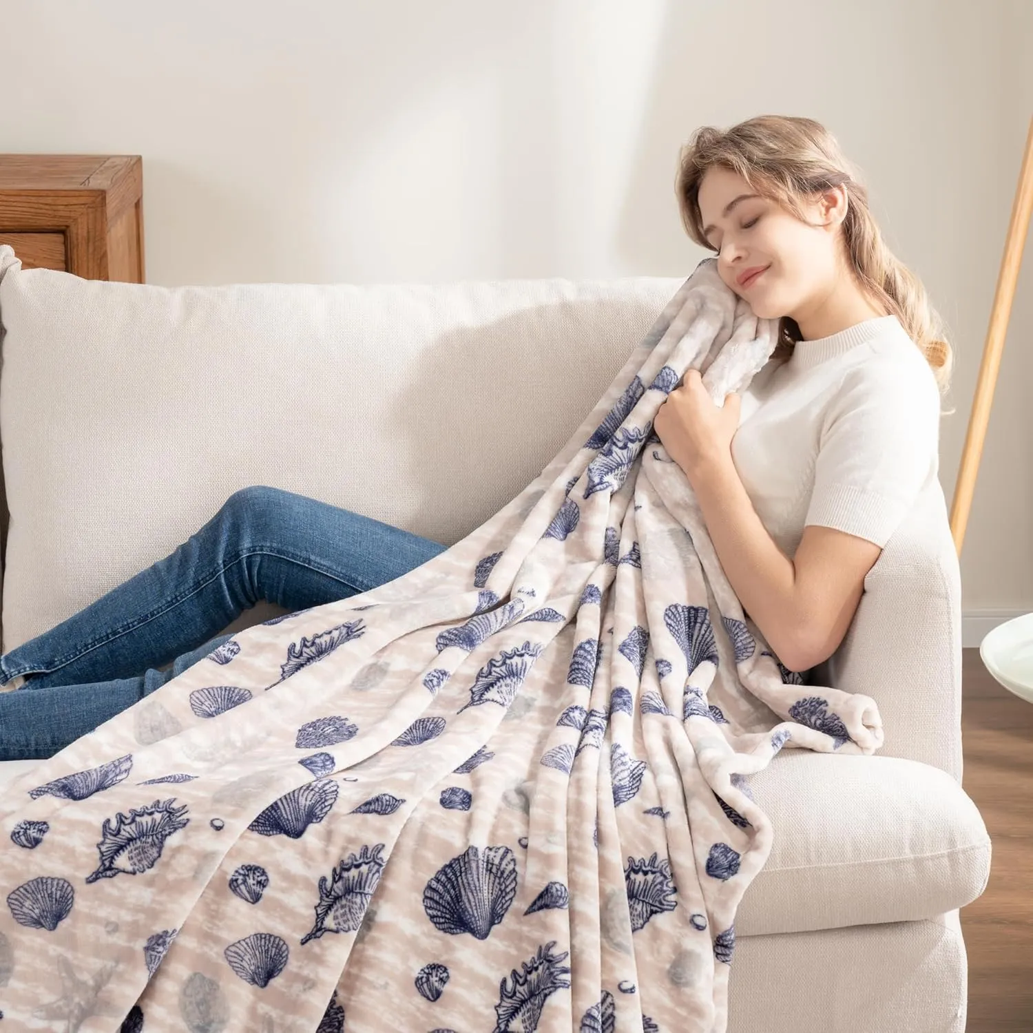 Berkshire Blanket-Classic Heavyweight Soft Printed VelvetLoft® Plush Throw Blanket, Cozy and Fuzzy, Classic Shells Navy, 50in x 70in