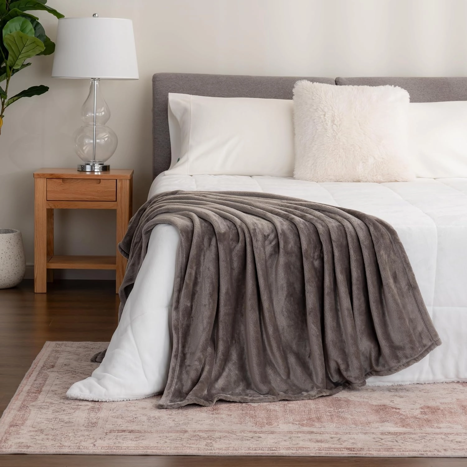 Berkshire Blanket Classic VelvetLoft® Solid Throw Blanket,Lightweight Soft Fuzzy Plush Throw Blanket for Bed and Couch,Charcoal Gray,50x60 Inches