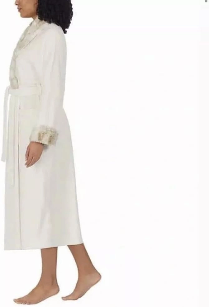 Carole Hochman Women's Shawl Collar Plush Robe
