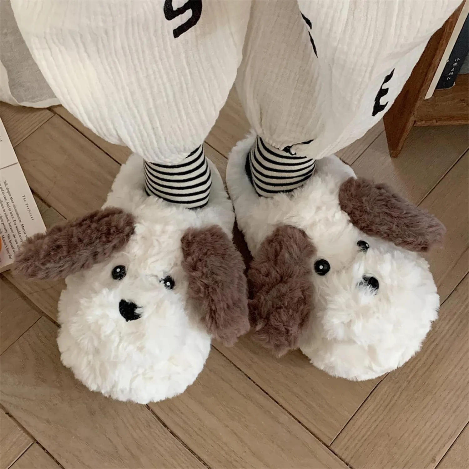Cartoon animal puppy slippers, winter slippers, plush home shoes, slippers for warmth, cute slippers for men and women