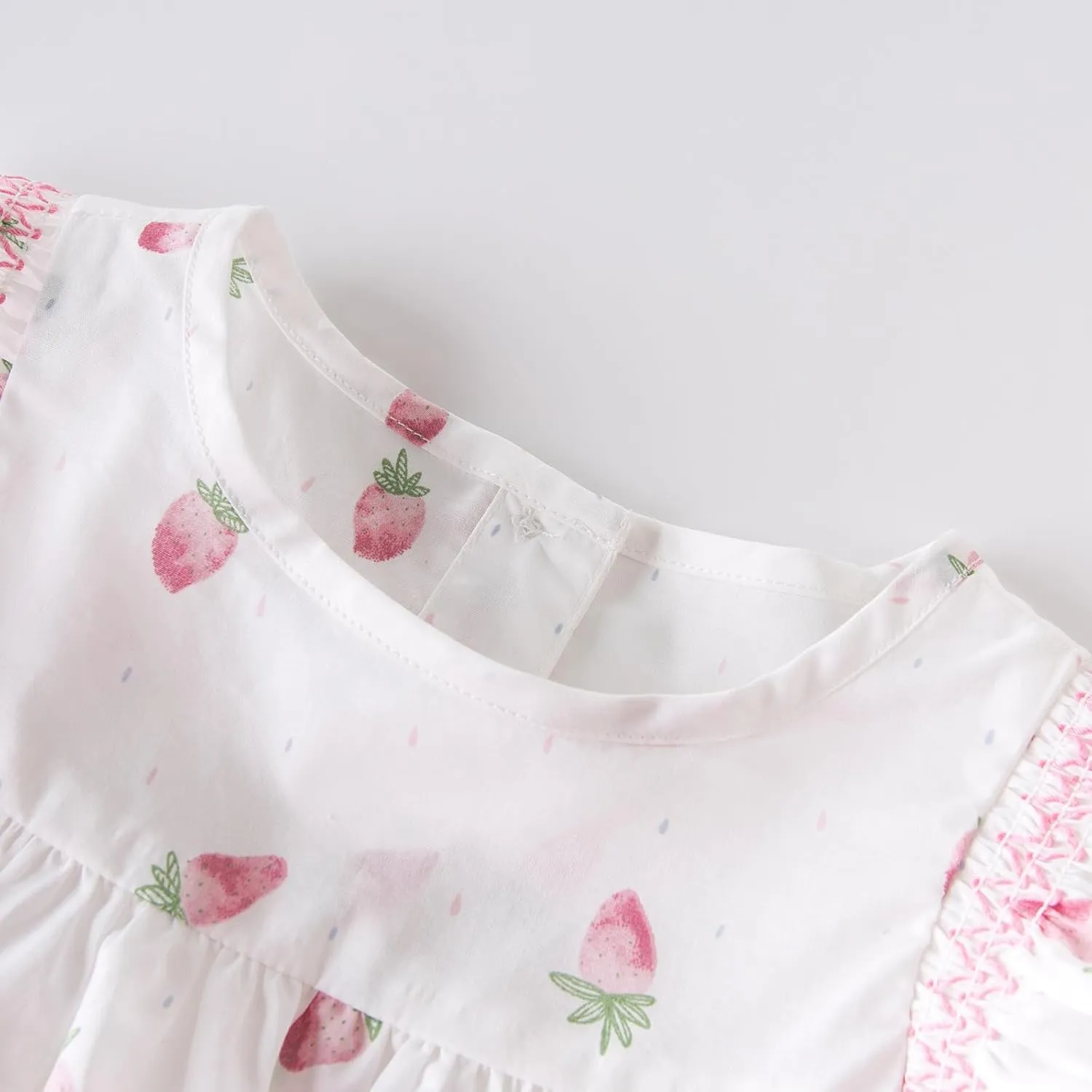 DAVE&BELLA Toddler Girls Summer Short Set Ruffle Sleeve Dress Top Pink Shorts Set Cotton Outfits with Strawberry Bag 3Pcs Set