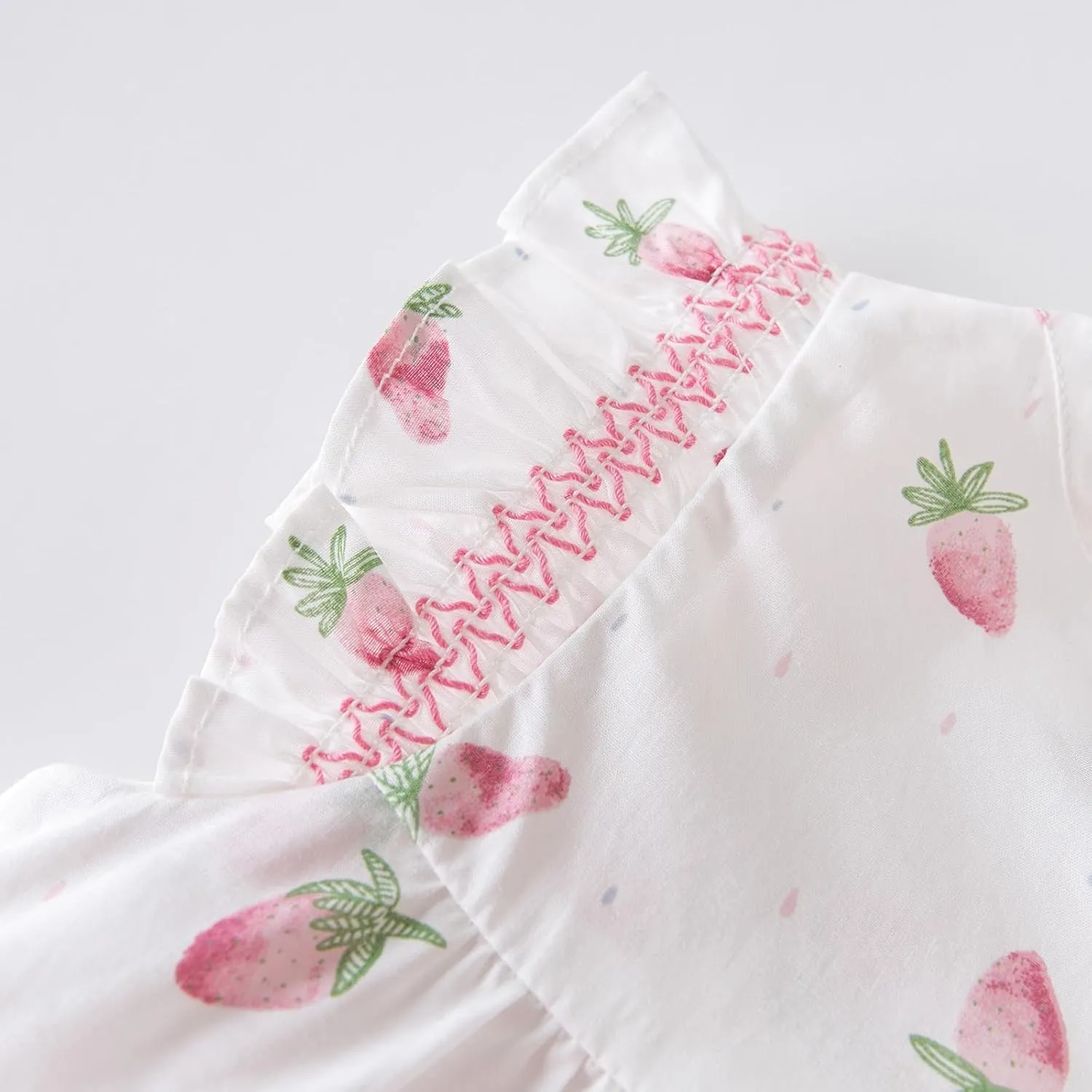 DAVE&BELLA Toddler Girls Summer Short Set Ruffle Sleeve Dress Top Pink Shorts Set Cotton Outfits with Strawberry Bag 3Pcs Set
