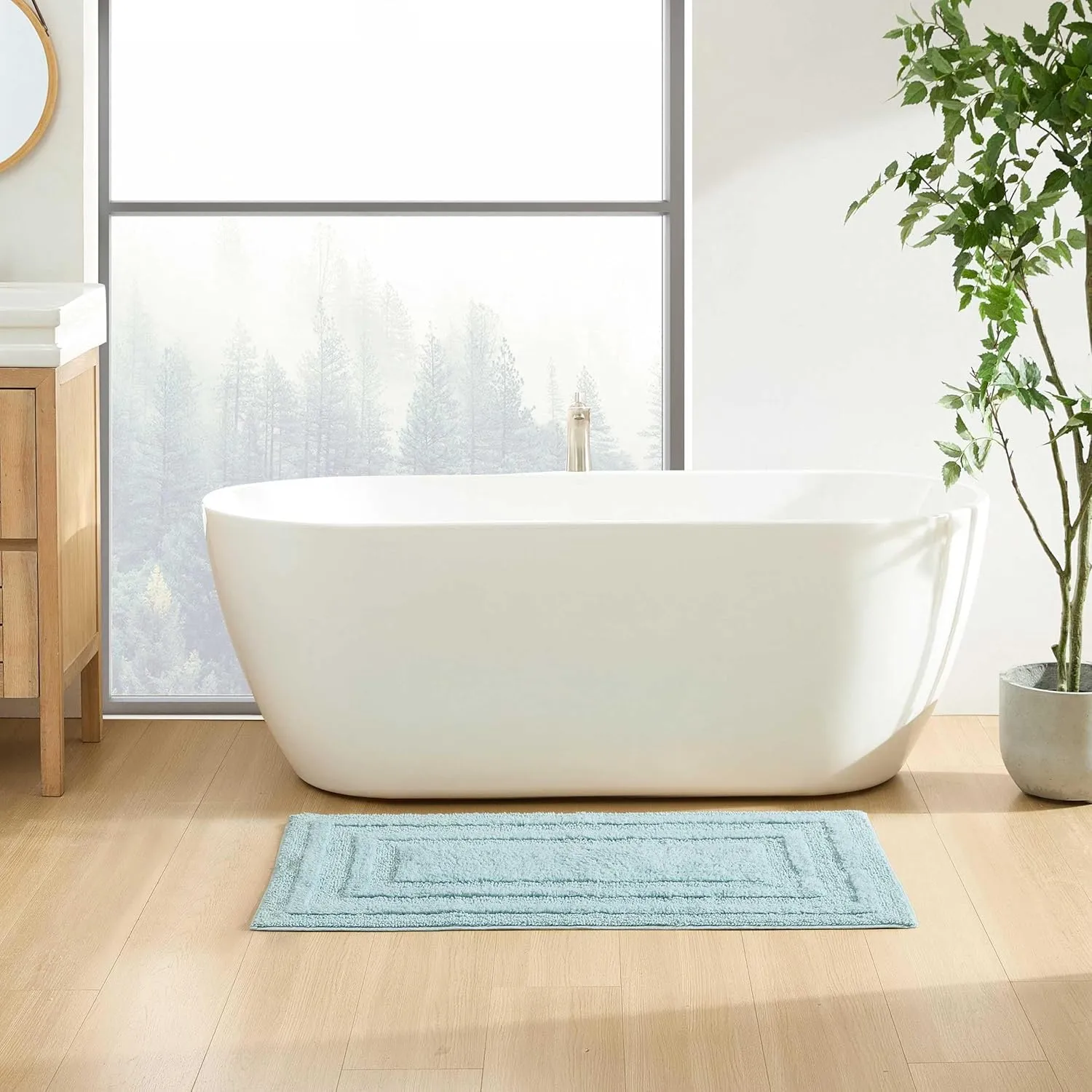 Eddie Bauer - Bath Rug, Soft Plush Tufted with Skid-Resistant Backing, Quick Dry & Super Absorbent (Logan Aqua, 24" x 40")