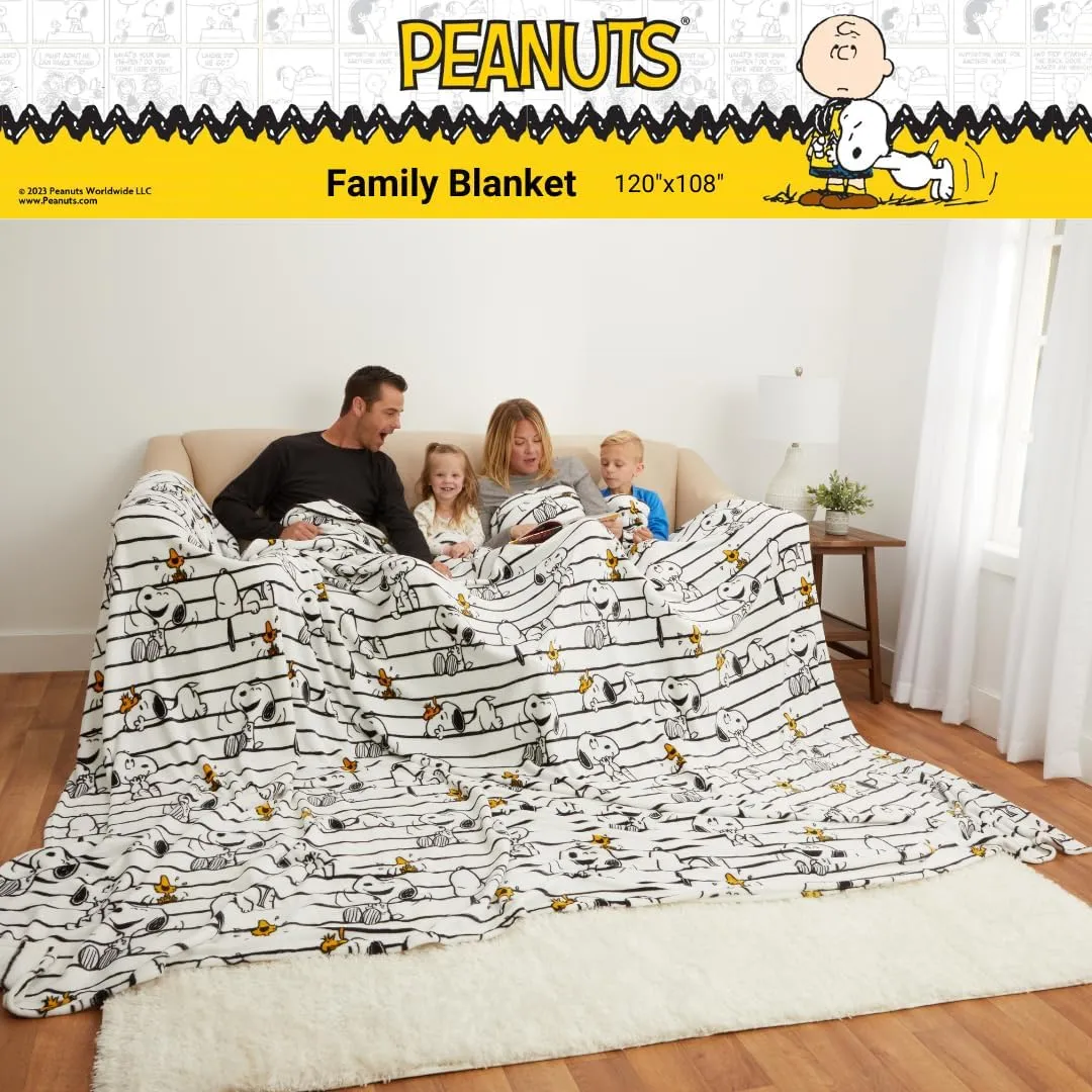 Franco Peanuts Snoopy Bedding Super Cozy Oversized Family Size Blanket, 120 in x 108 in, (Officially Licensed Product) Collectibles