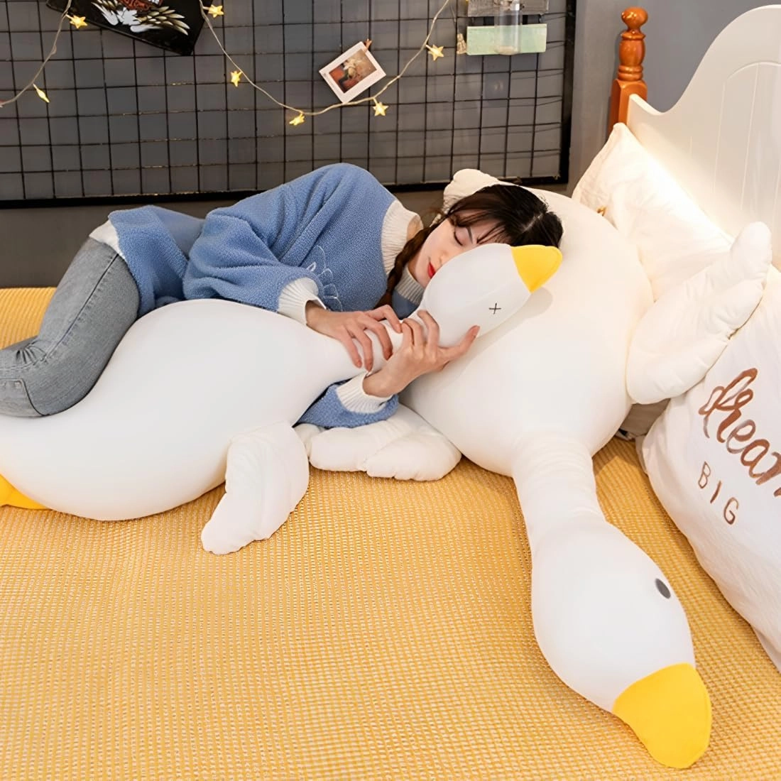 Goose Stuffed Animal Pillow Toy,Cute Giant Goose Plush Duck Stuffed Animal Hugging Pillow,Super Soft Swan Stuffed Animal Sleeping Pillow for Kids and Adults. (White, 33.5)