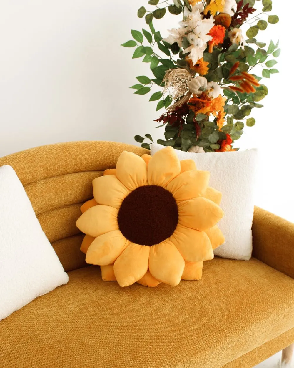 Green Philosophy Co. 3D Sunflower Pillow - Golden Yellow