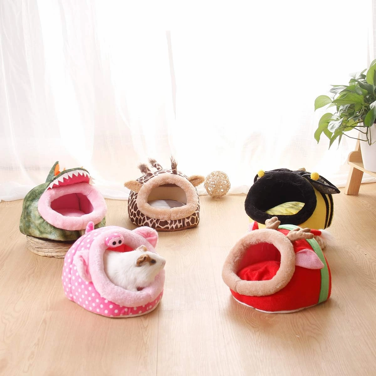 Guinea Pig Rat Bed and Hideout for Ferret Hedgehog Sleep and Hide, Hamster Small Pet Animals Supplies Toy Cage Accessories Nest