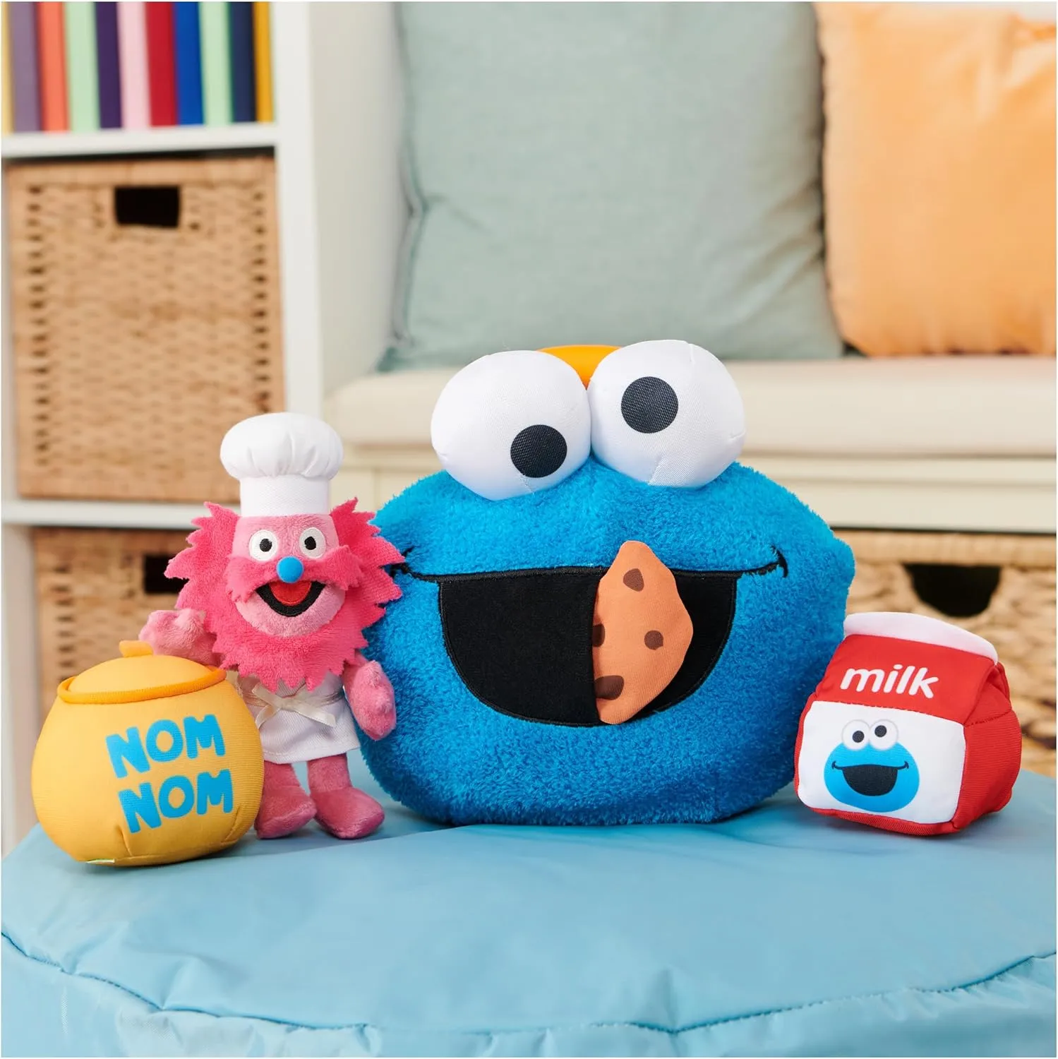 GUND Sesame Street Official Cookie Monster & Gonger Playset, Premium Plush Sensory Toys Playset for Ages 1 & Up, Blue, 8”