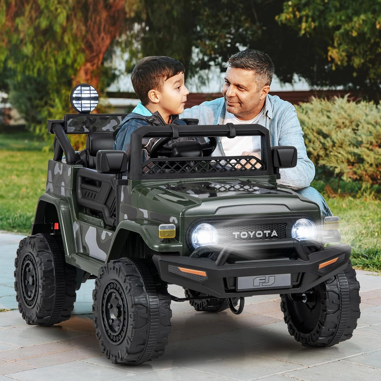 HONEY JOY Ride on Truck, 12V Licensed Toyota FJ Electric Car for Kids, Shock Suspension, LED Lights & Music, Battery Powered Kids Car to Drive, Ride On Car with Remote Control, Camouflage
