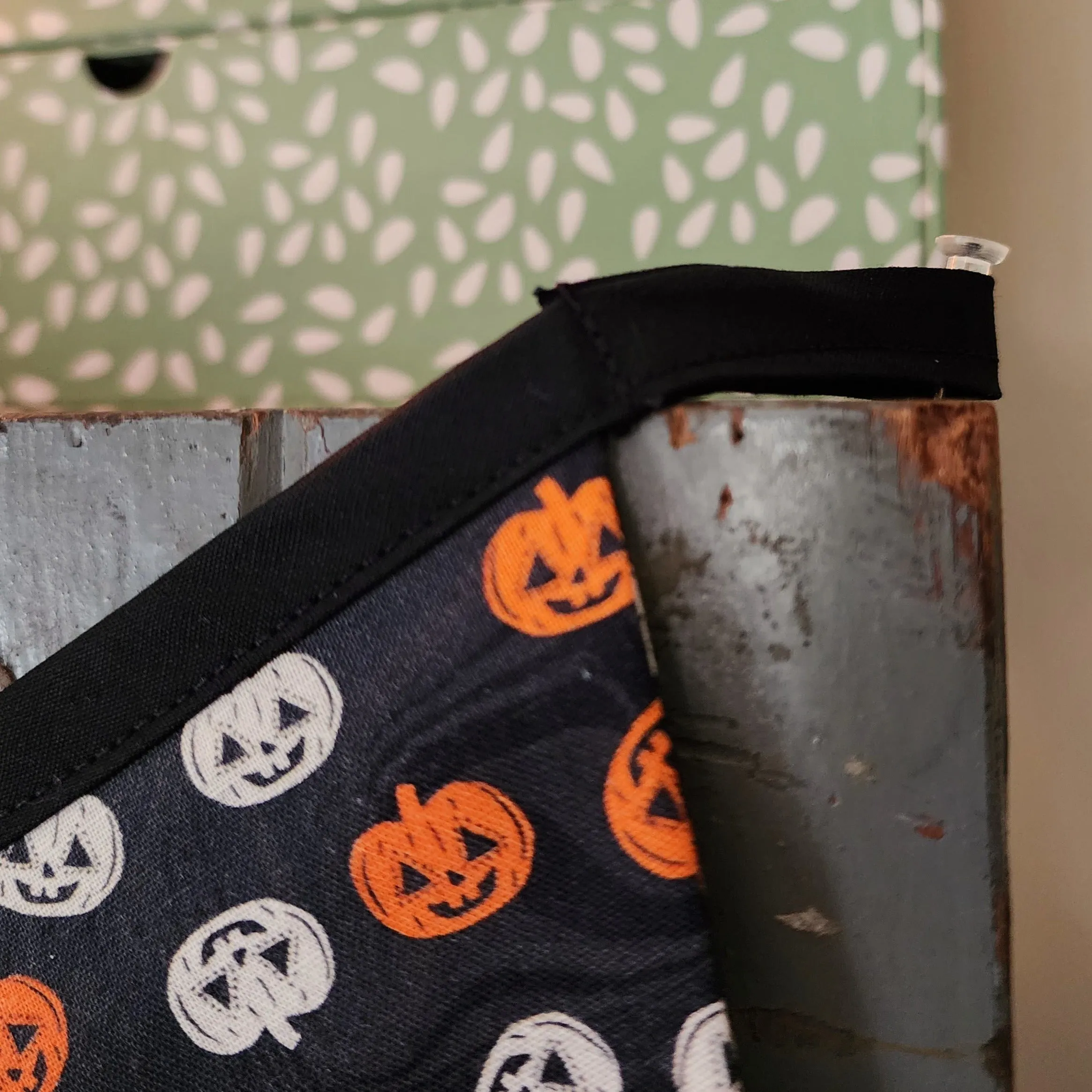 Jack O'Lantern Pennant Banner with 5 Flags
