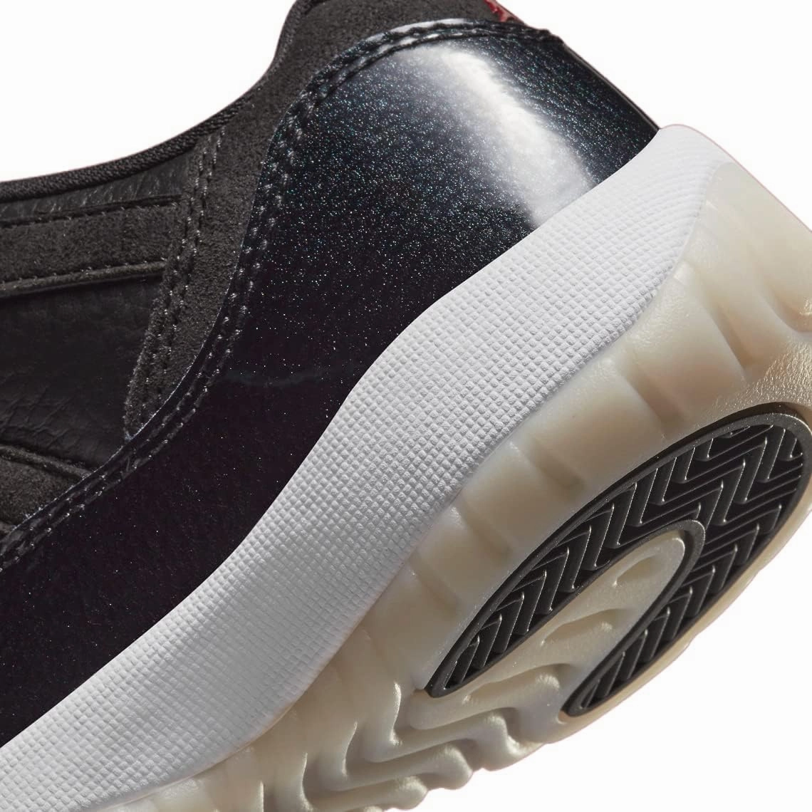 Jordan Big Kid's 11 Retro Low 72-10" Black/Gym Red-White-Sail (528896 001)