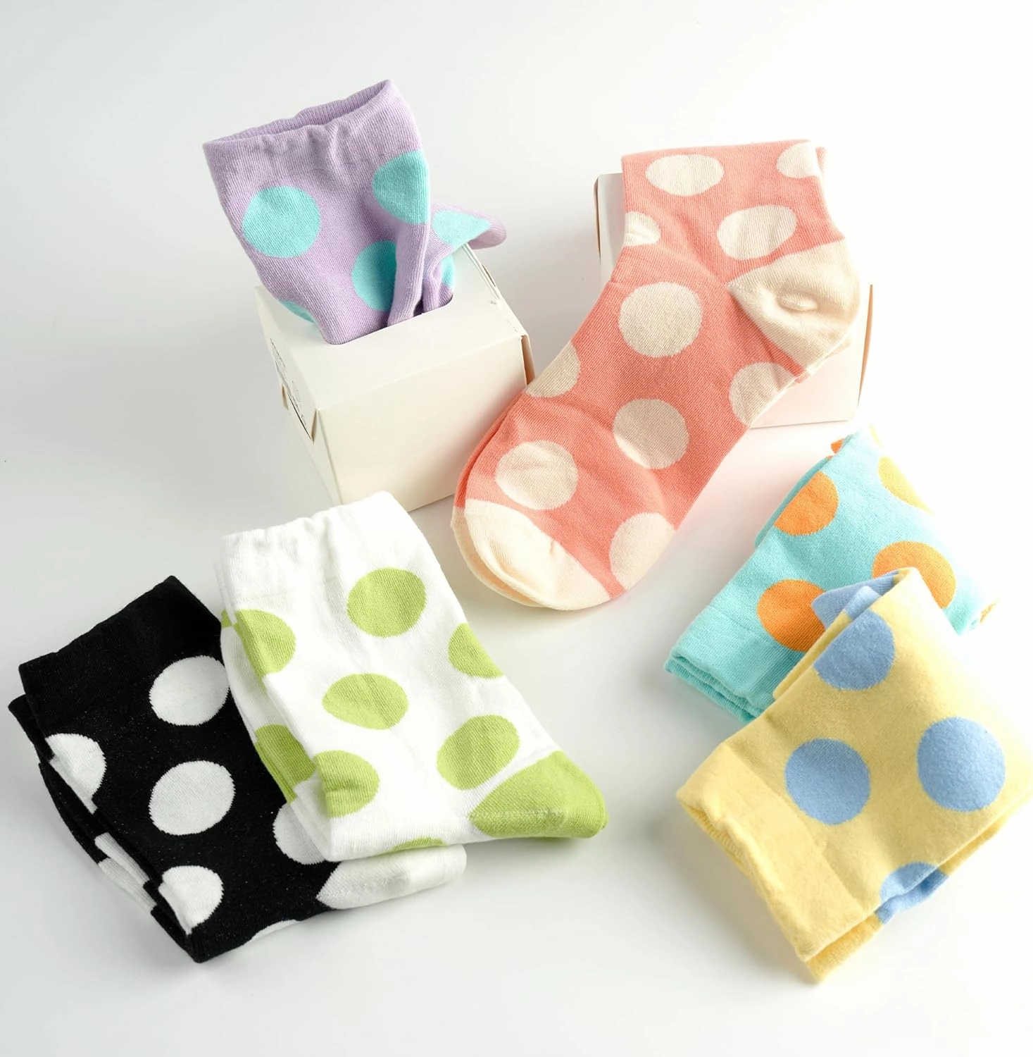 kikiya socks Women Crew | 4-6 Pairs Flower Heart Dots Graphic Tube Striped Cotton Socks | Calcetas Para Mujer | Size 6-8