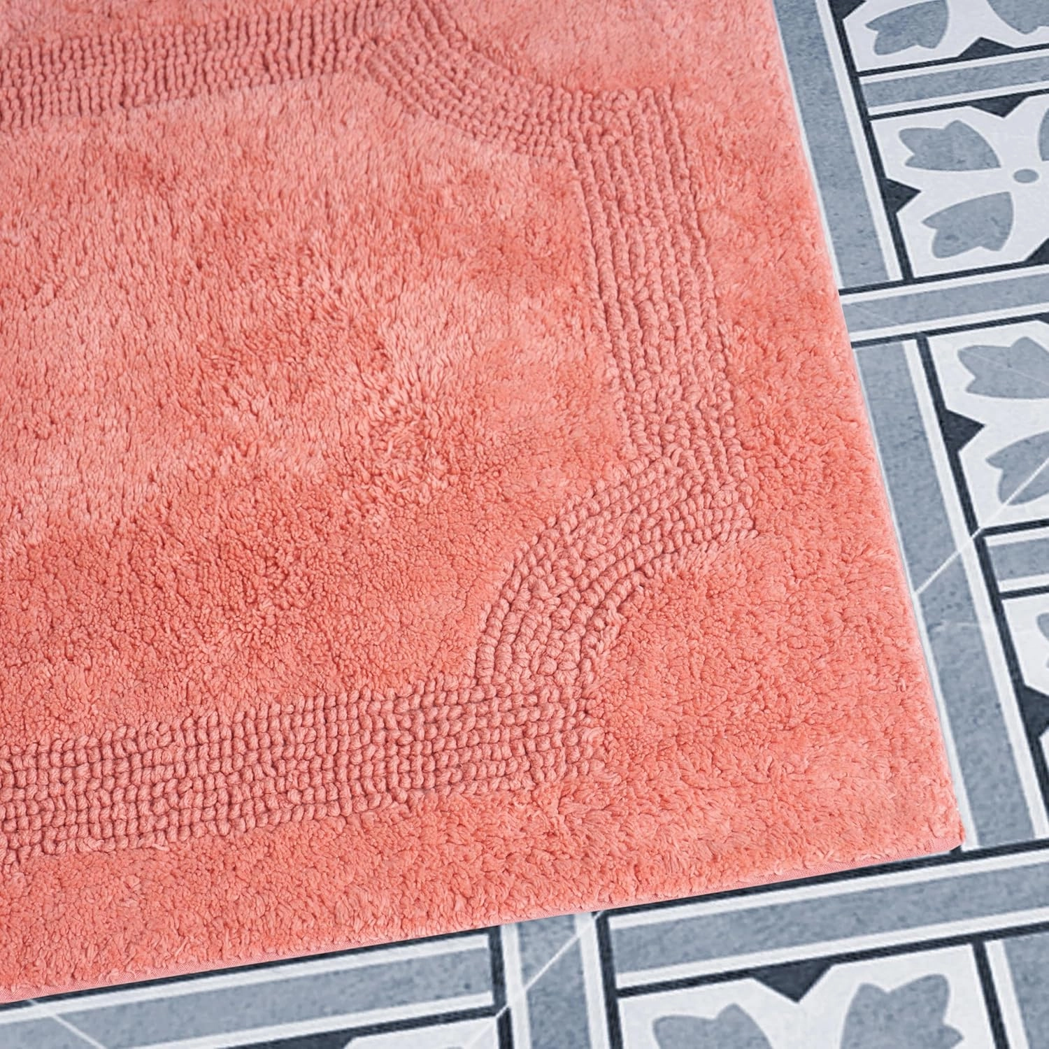 Laura Ashley Reversible Cotton 21 x 34 in. Bath Mat, Coral