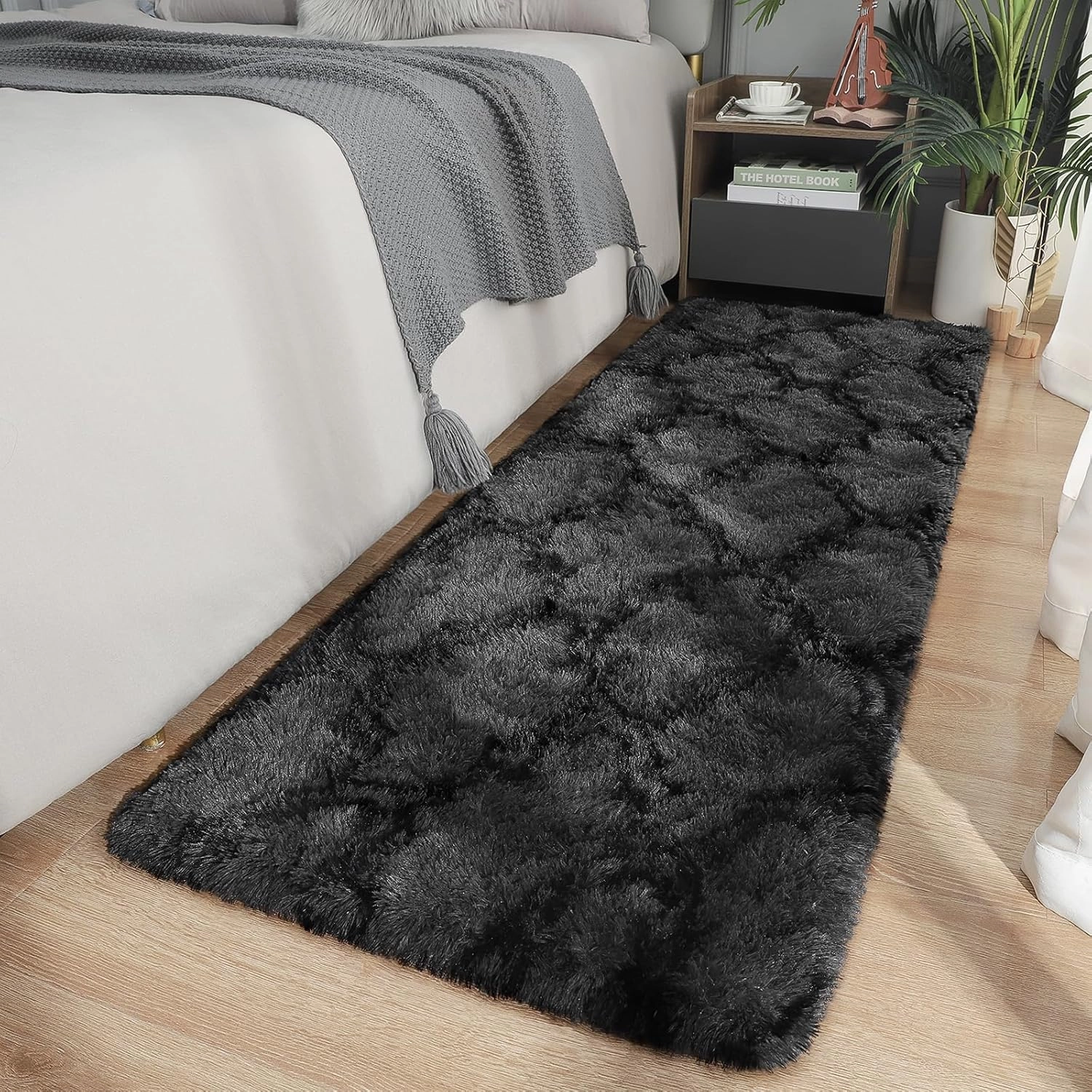LOCHAS Luxury Shag Area Rug 2x6 Feet Geometric Plush Fluffy Rugs, Extra Soft Carpet Moroccan Rugs for Bedroom Living Room Dorm Kids, High Pile Shaggy Floor Rug Decor, Dark Grey/Black