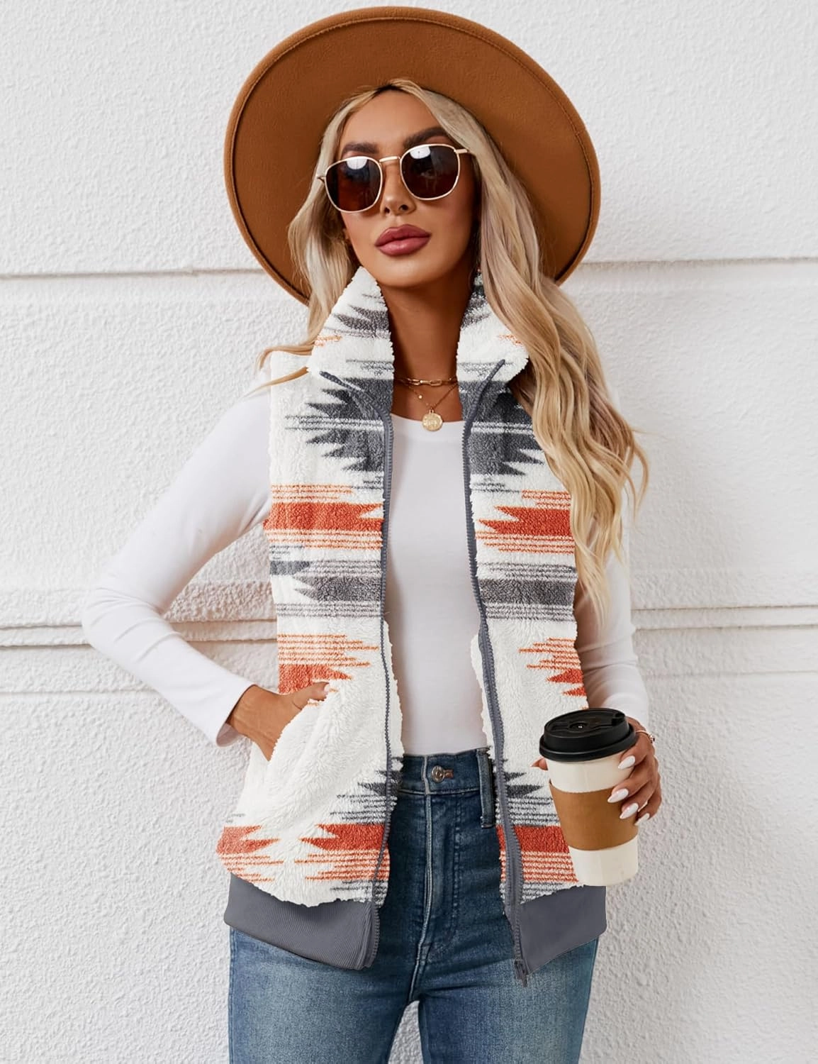LOMON Womens Fuzzy Fleece Vest, Casual Warm Sleeveless Zip Up Sherpa Vest Jacket with Pockets for Fall/Winter