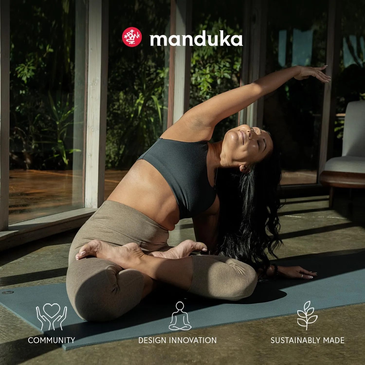 Manduka enlight Bolster Pillow - Yoga Pillow with Machine Washable Microfiber Cover, Curved Design for Optimal Workout and Meditation Support, Yoga and Pilates Equipment