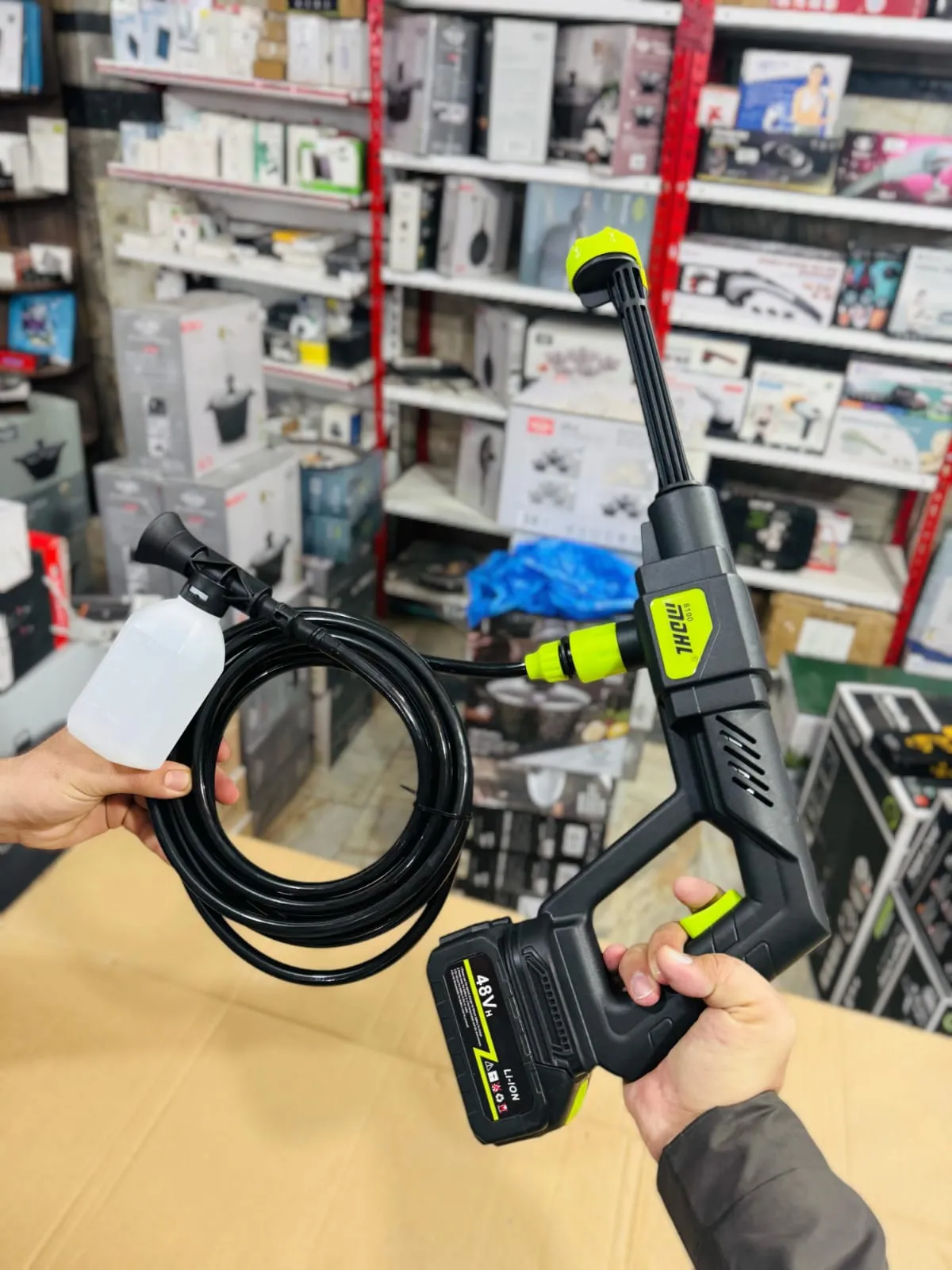 MDHL Rechargeable Pressure Washer