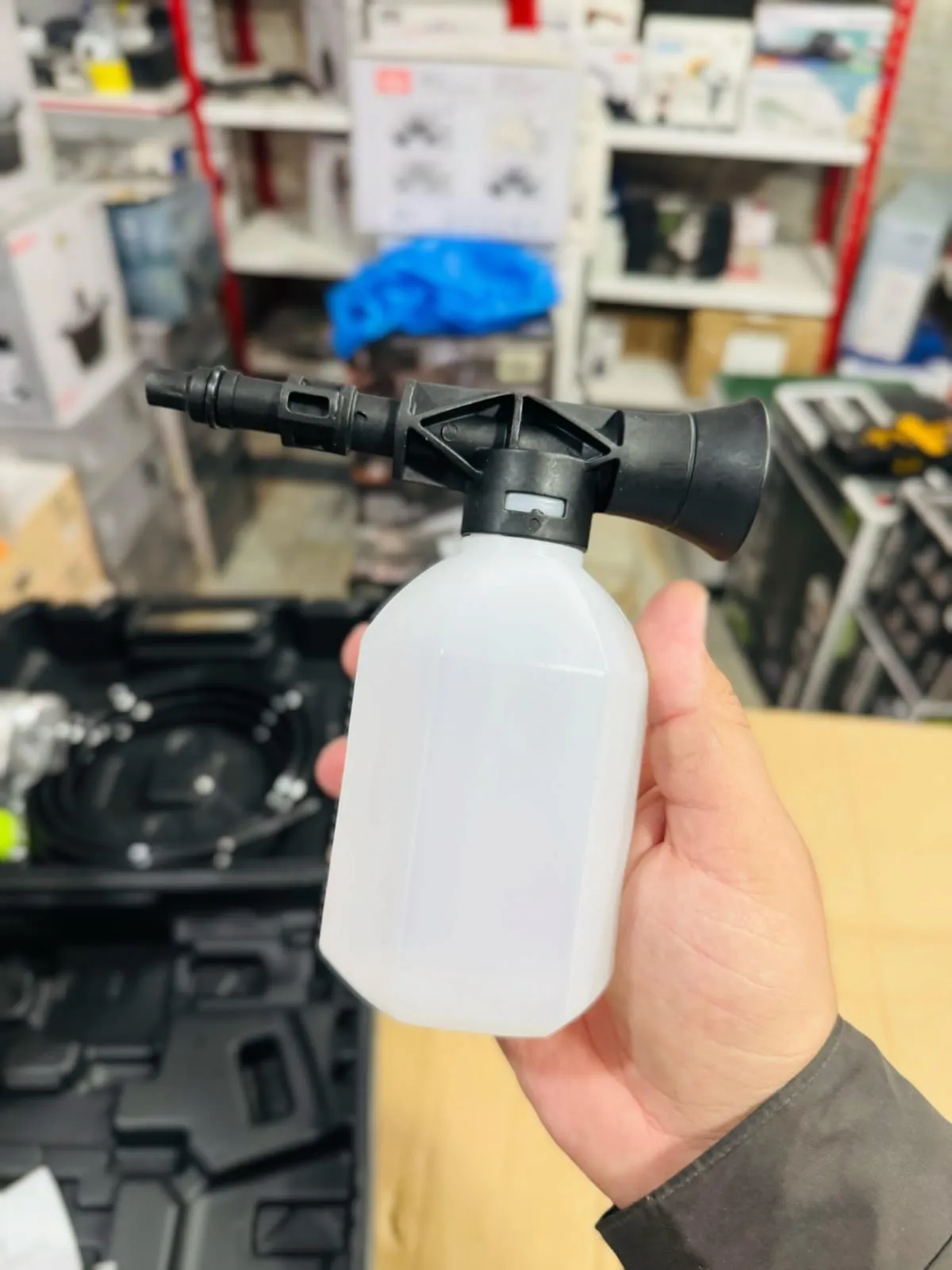 MDHL Rechargeable Pressure Washer