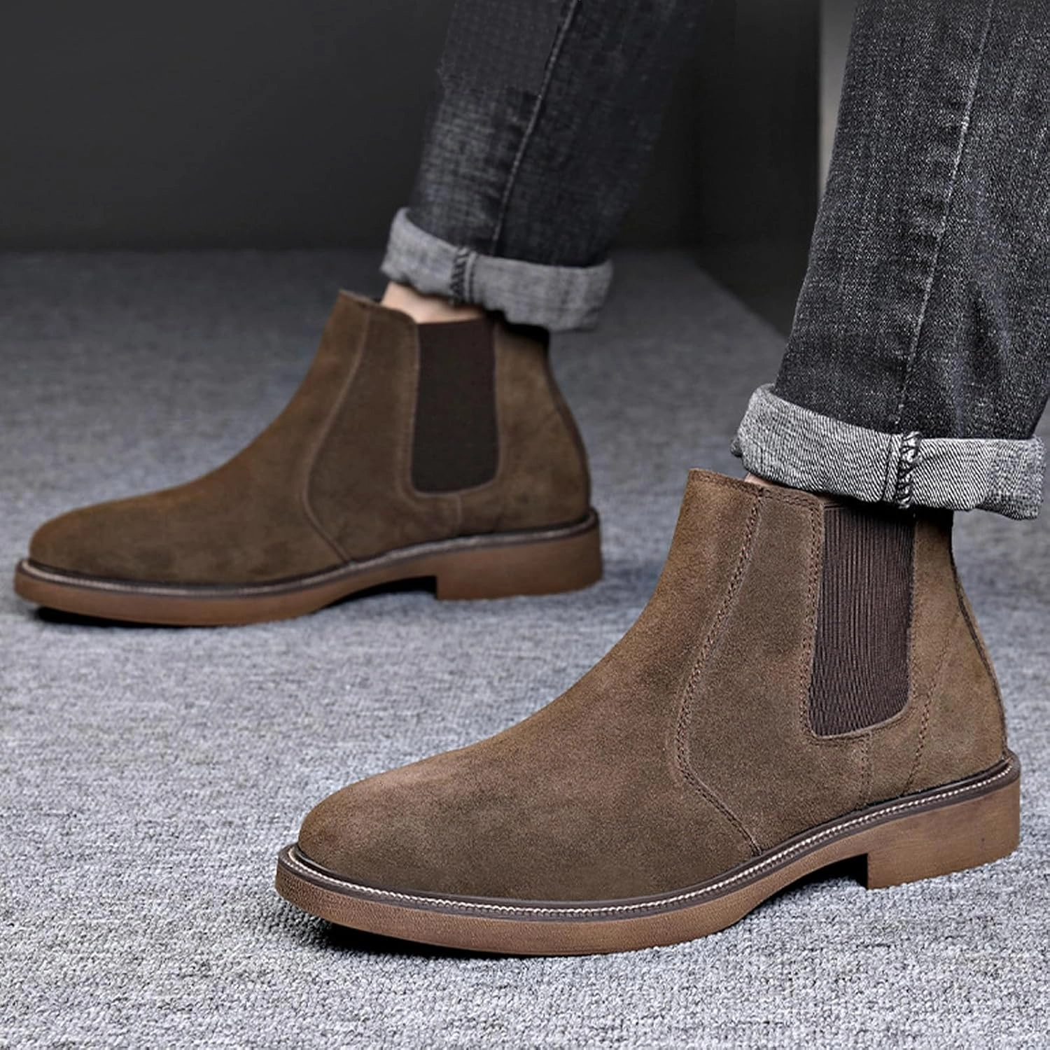 Men'S Suede Chunky Heel Retro Chelsea Boots Classic Round Toe Convenient Elastic Pull On Business Work Formal Short Boots