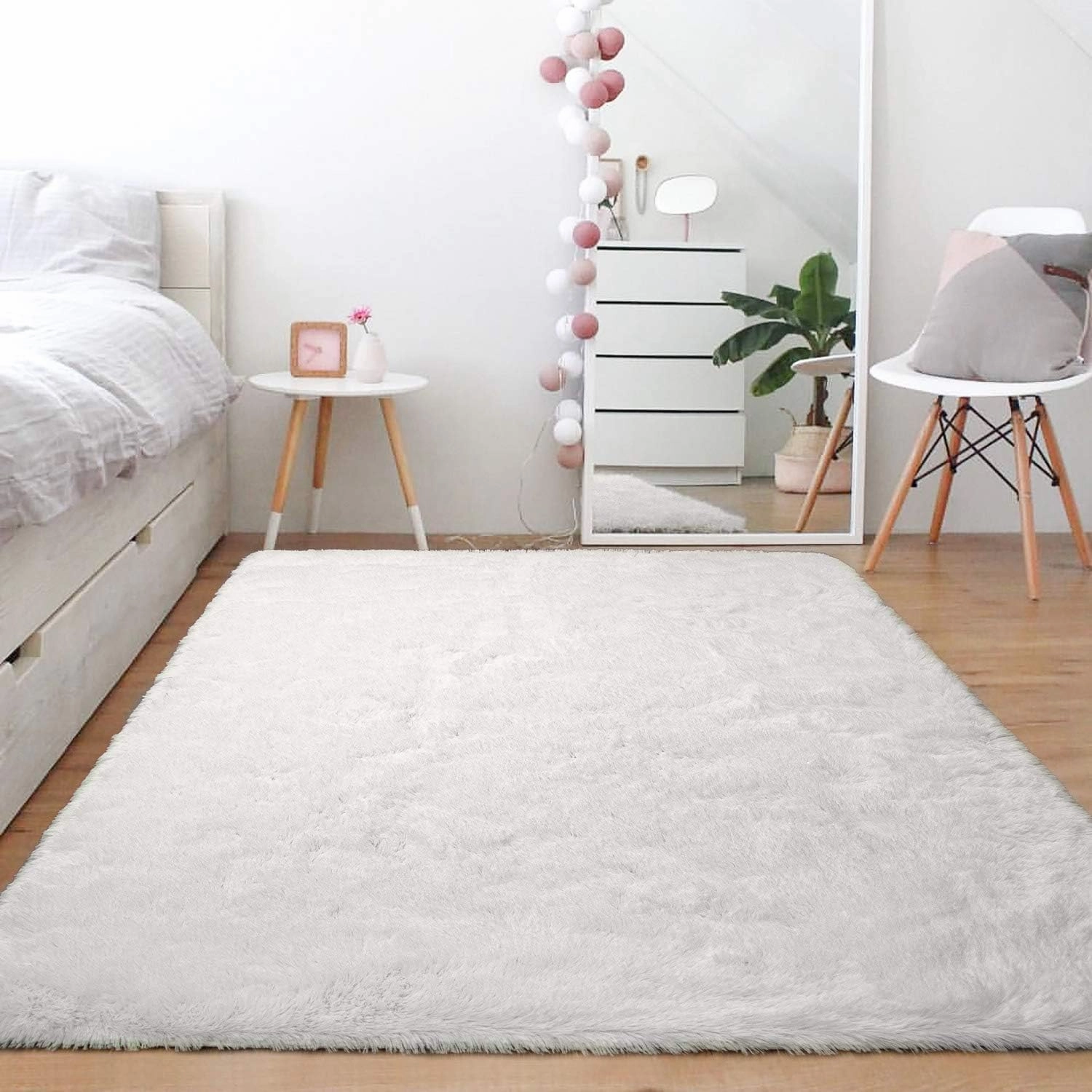 Ompaa Fluffy Rug, Super Soft Fuzzy Area Rugs for Bedroom Living Room - 4' x 6' Large Plush Furry Shag Rug - Kids Playroom Nursery Classroom Dining Room Decor Floor Carpet, Cream White