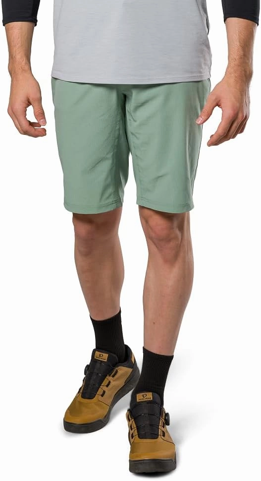PEARL IZUMI Men's Mountain Bike Short. Detachable Chamois Liner & Two Zippered Pockets. Comfortable & Durable 11.5" Inseam.