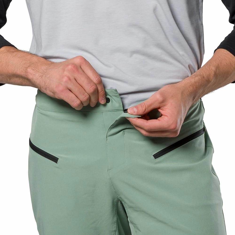 PEARL IZUMI Men's Mountain Bike Short. Detachable Chamois Liner & Two Zippered Pockets. Comfortable & Durable 11.5" Inseam.