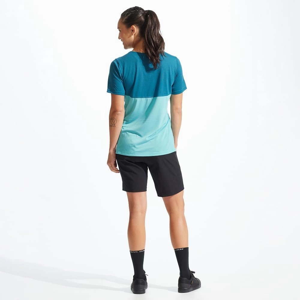 PEARL IZUMI Women's Mountain Bike Short. Detachable Chamois Liner & Two Zippered Pockets. Comfortable & Durable 9.5" Inseam