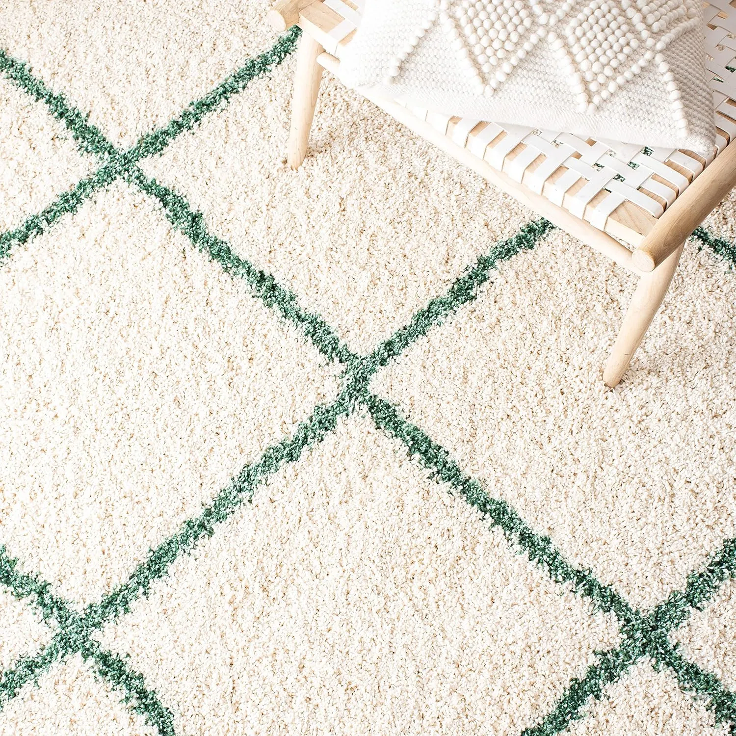 SAFAVIEH Hudson Shag Collection Area Rug - 8' x 10', Ivory & Green, Modern Trellis Design, Non-Shedding & Easy Care, 2-inch Thick Ideal for High Traffic Areas in Living Room, Bedroom (SGH281X)