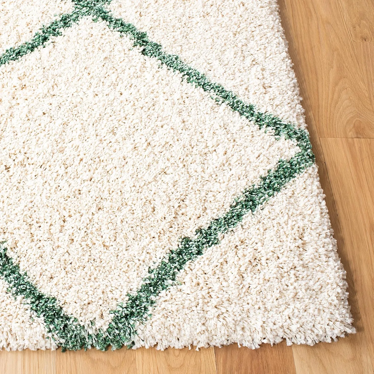 SAFAVIEH Hudson Shag Collection Area Rug - 8' x 10', Ivory & Green, Modern Trellis Design, Non-Shedding & Easy Care, 2-inch Thick Ideal for High Traffic Areas in Living Room, Bedroom (SGH281X)