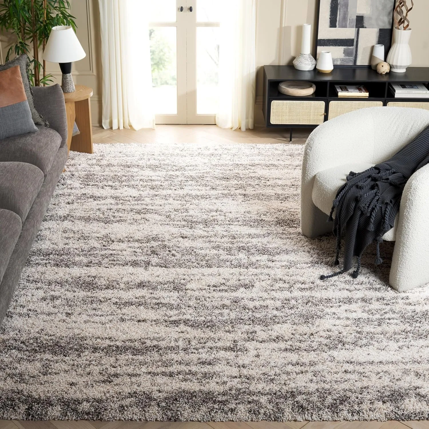 SAFAVIEH Hudson Shag Collection Area Rug - 9' x 12', Ivory & Grey, Modern Design, Non-Shedding & Easy Care, 2-inch Thick Ideal for High Traffic Areas in Living Room, Bedroom (SGH206A)