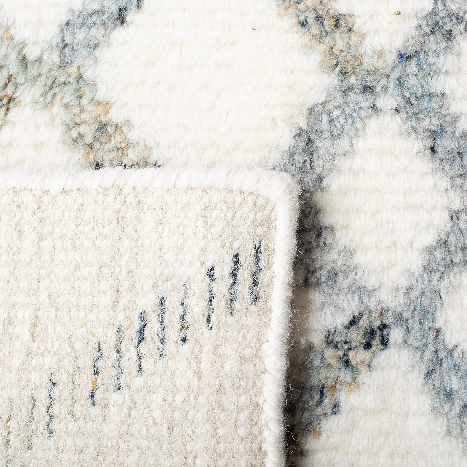 SAFAVIEH Casablanca Collection Runner Rug - 2'3" x 8', Ivory & Grey, Hand-Knotted Moroccan Boho Wool, Ideal for High Traffic Areas in Living Room, Bedroom (CSB546A)