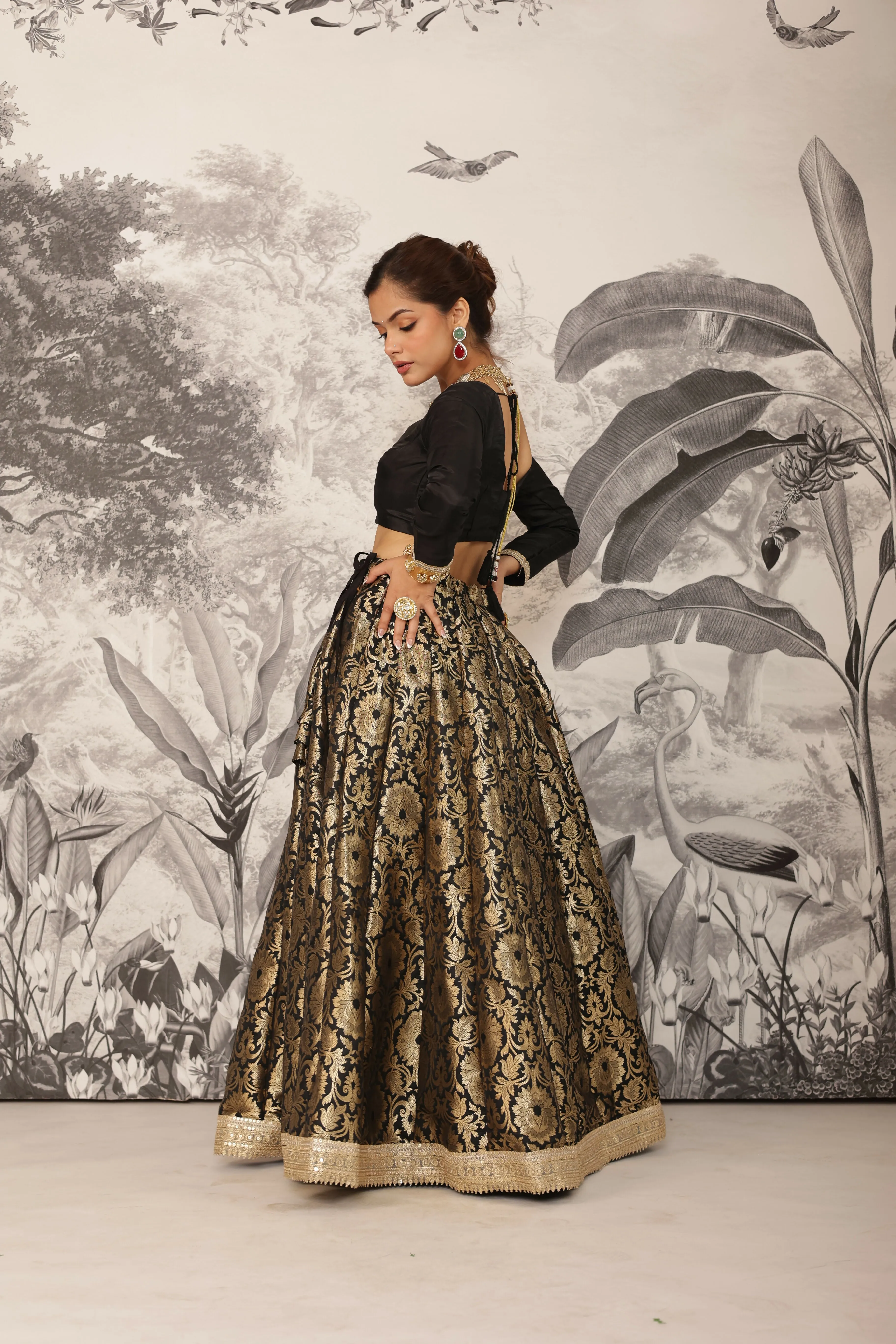Simran Black Banarasi Brocade Slik Lehenga