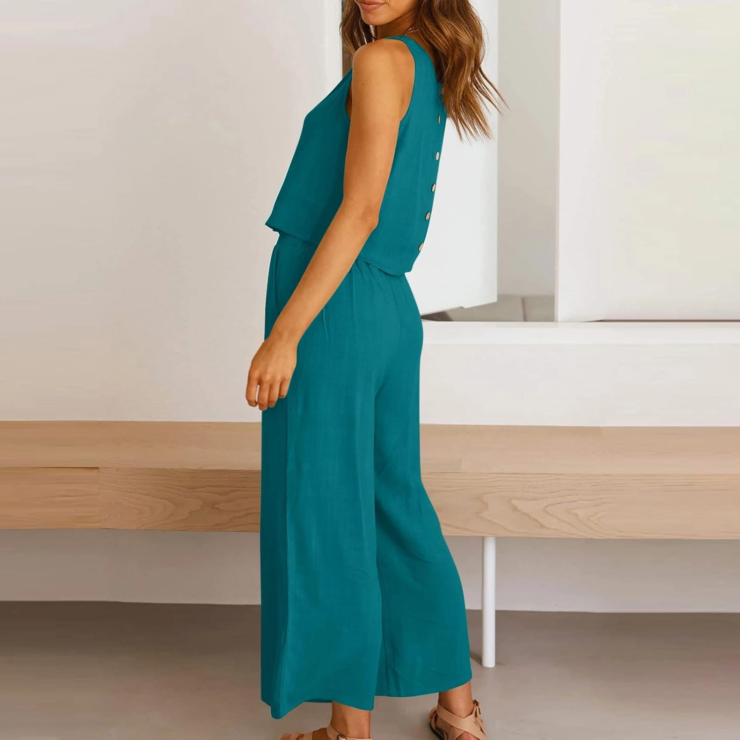 Summer Vacation 2 Piece Outfits For Women 2024 Sleeveless Crop Top Capri Wide Leg Pants Matching Lounge Set Linen Sets