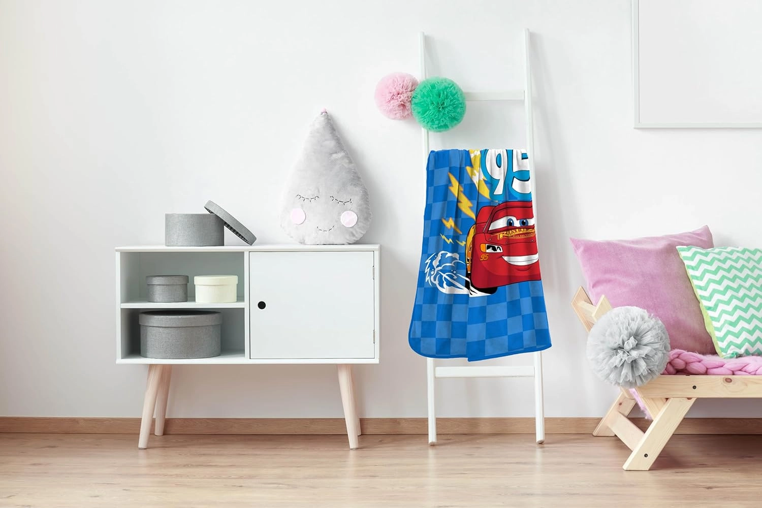 Sunny Side Up Disney Pixar Cars Plush Throw Blanket - Measures 46 x 60 Inches - Super Soft & Cozy Fleece Kids Bedding Features Lightning McQueen