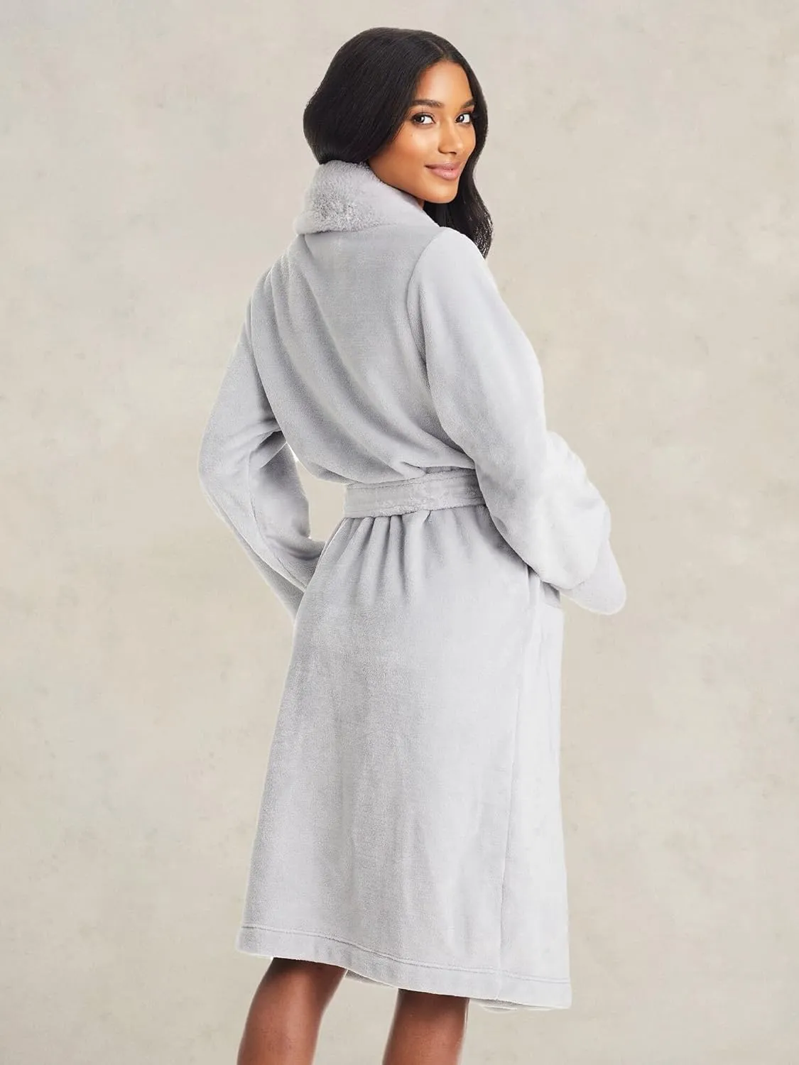 TAHARI Womens Plush Velour Bathrobe with Faux Fur Trim - Plush Robes for Women