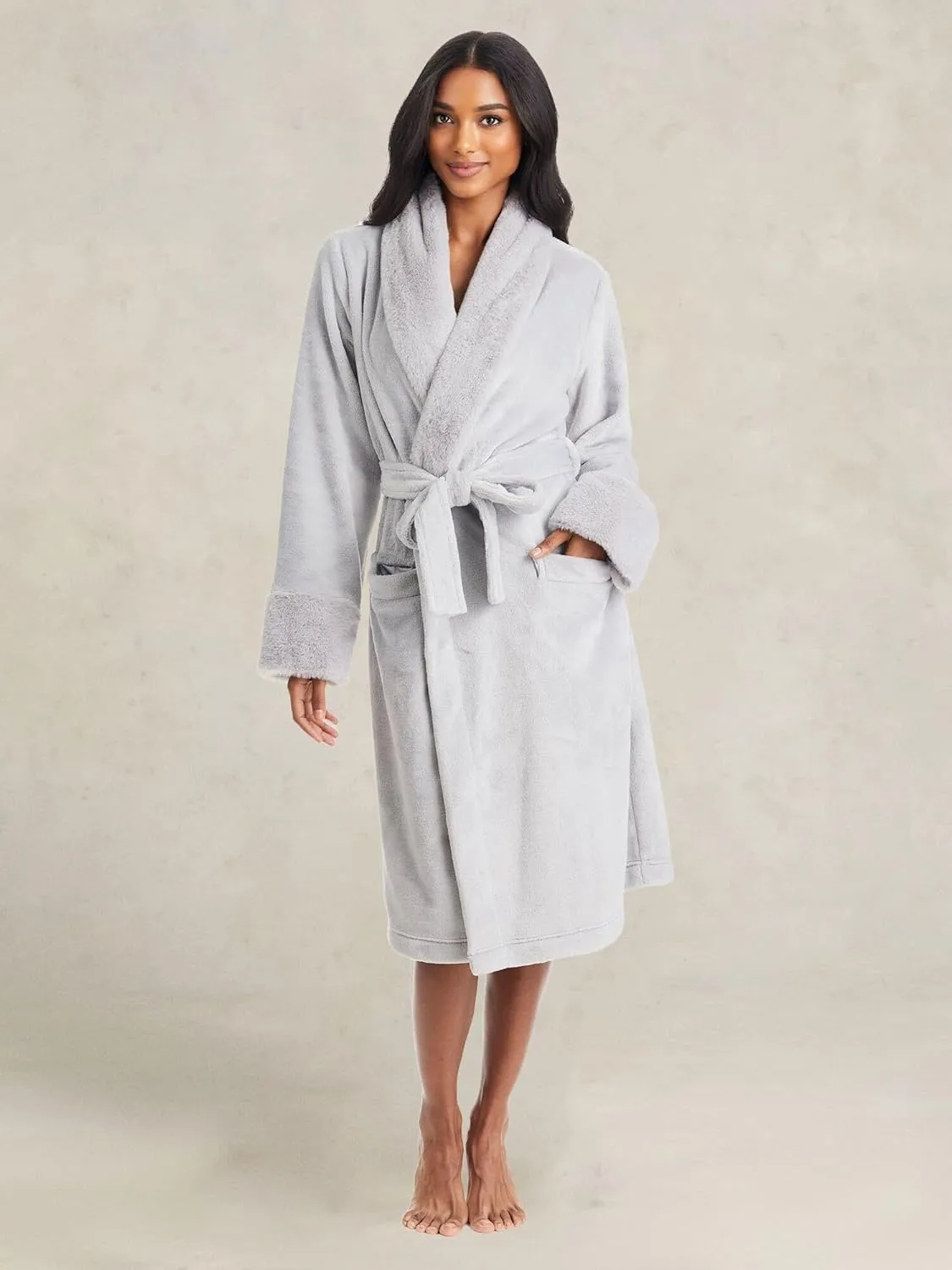 TAHARI Womens Plush Velour Bathrobe with Faux Fur Trim - Plush Robes for Women
