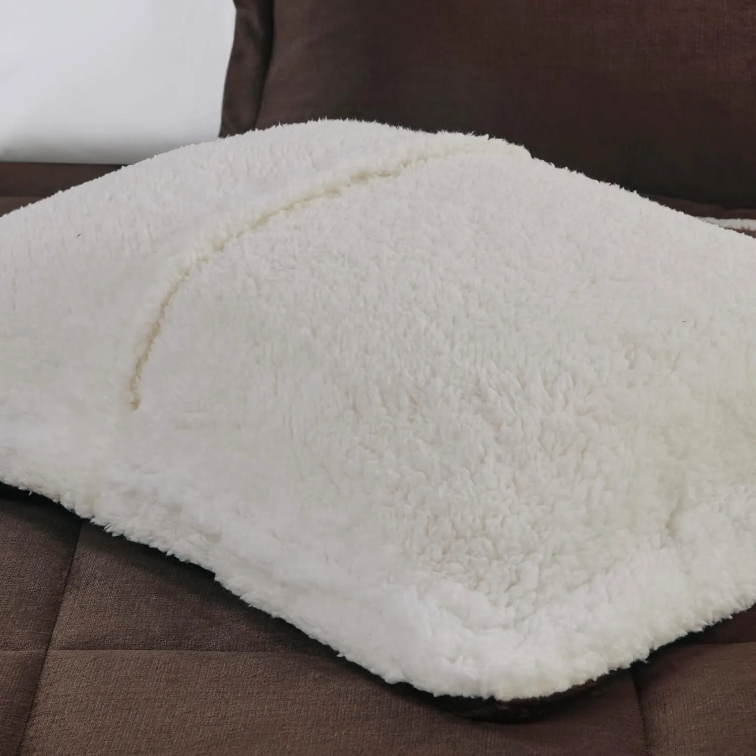 Woolrich Reversible Comforter Set Ultra Soft Plush to Sherpa, Down Alternative, Cold Weather Winter Warm Bedding, with Matching Sham, Decorative Pillow Brown/Ivory King 4 Piece