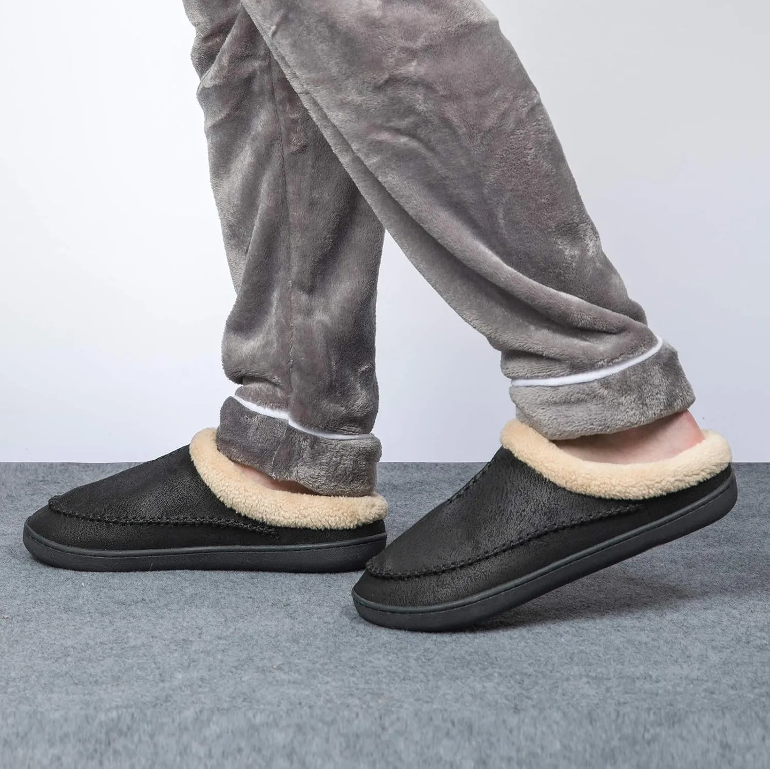 WOTTE Men's Moccasin Slippers Microsuede Fleece Fuzzy Lined Memory Foam House Shoes for Indoor Outdoor